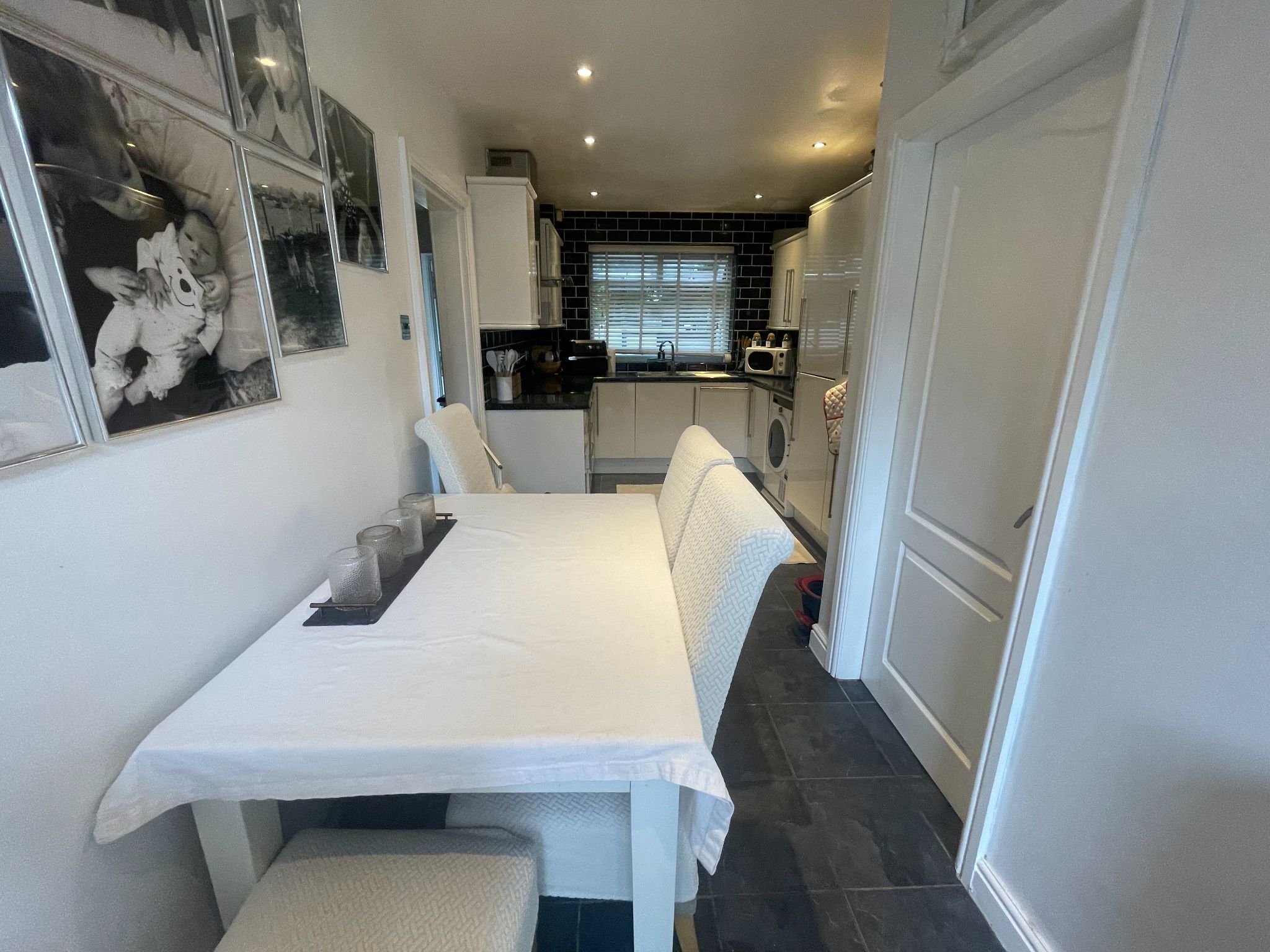 3 bedroom semi-detached house For Sale in Manchester - Photograph 9.