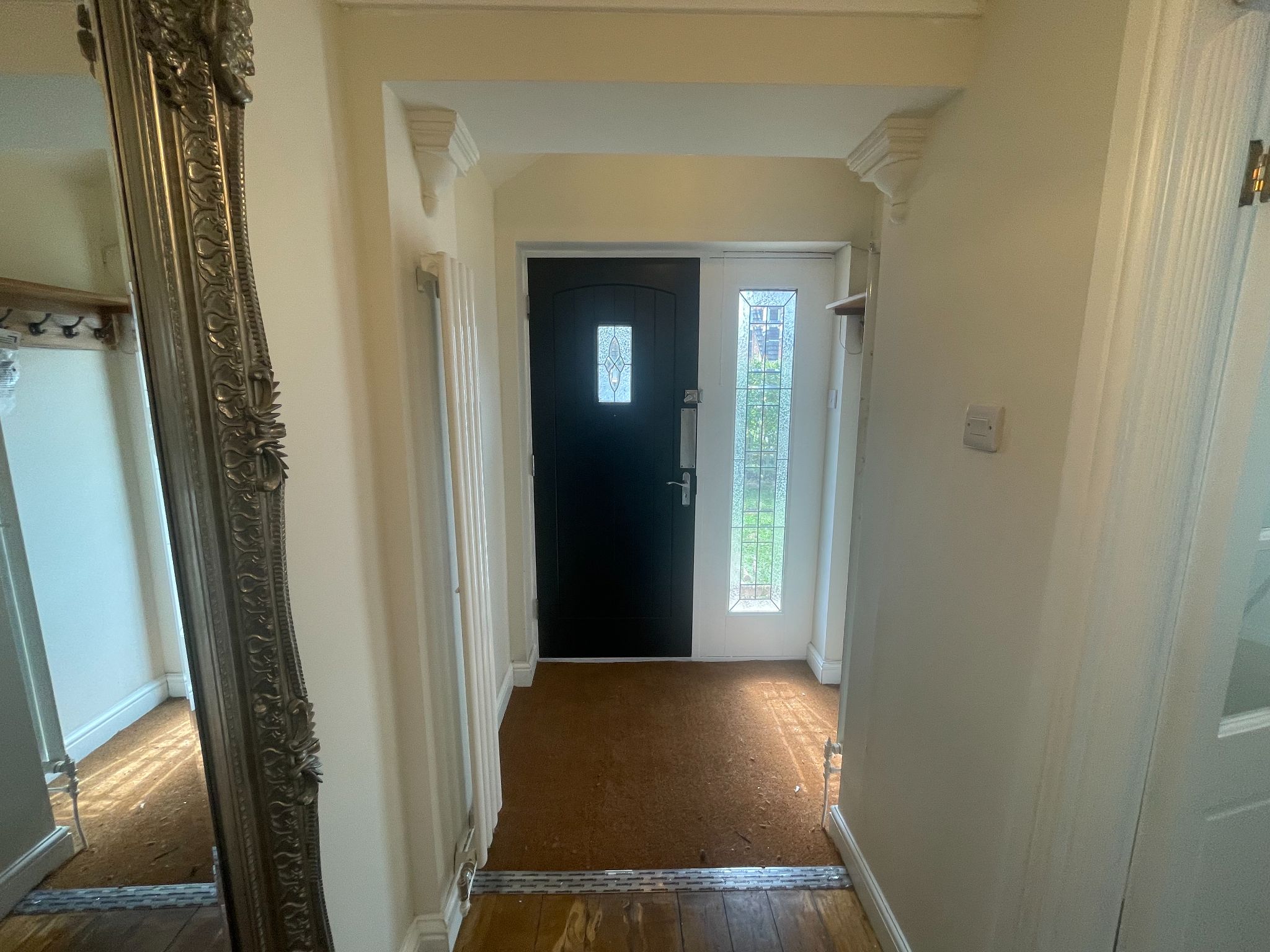 3 bedroom semi-detached house For Sale in Manchester - Photograph 3.