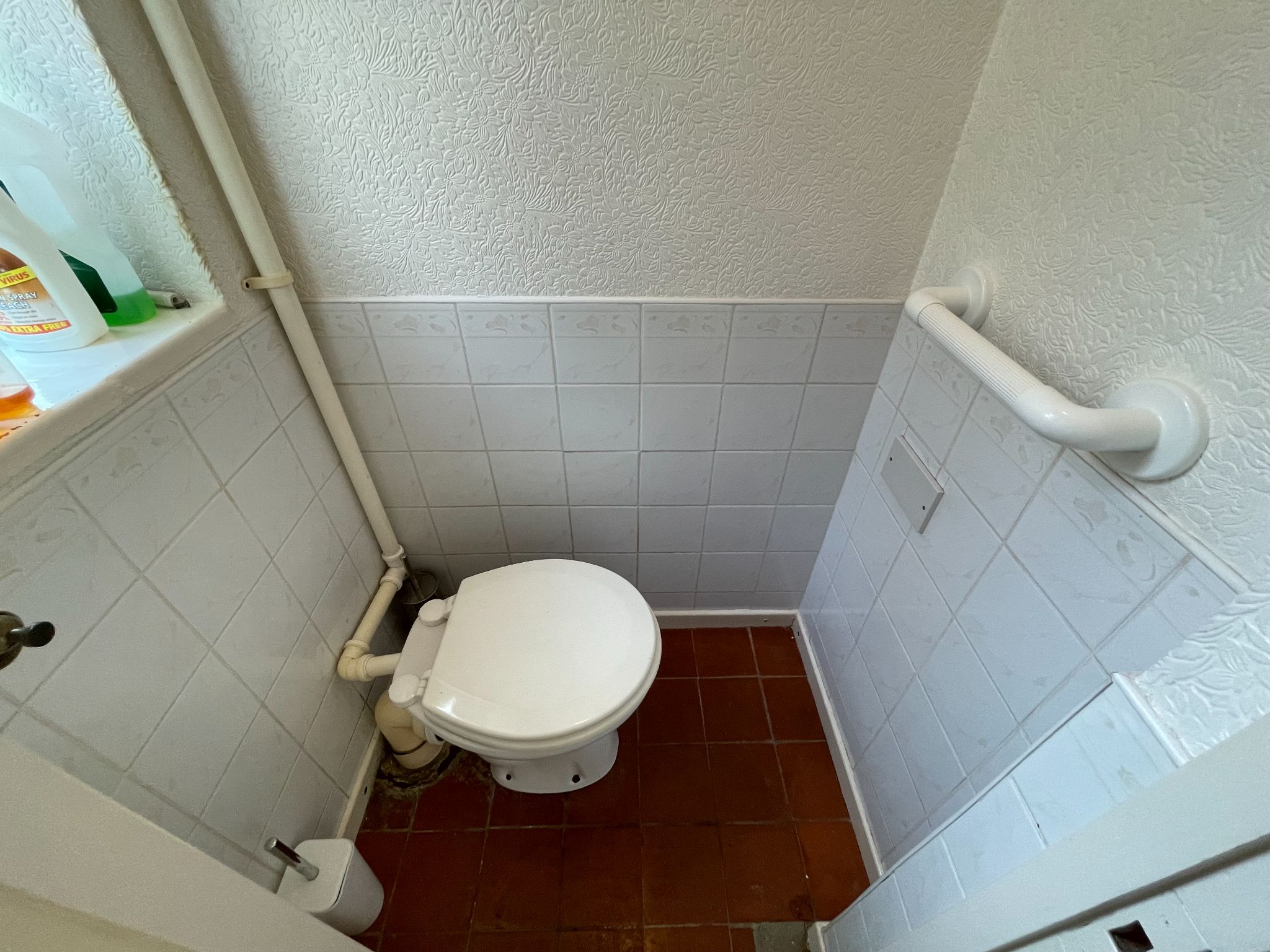 4 bedroom detached house For Sale in Manchester - Photograph 11.