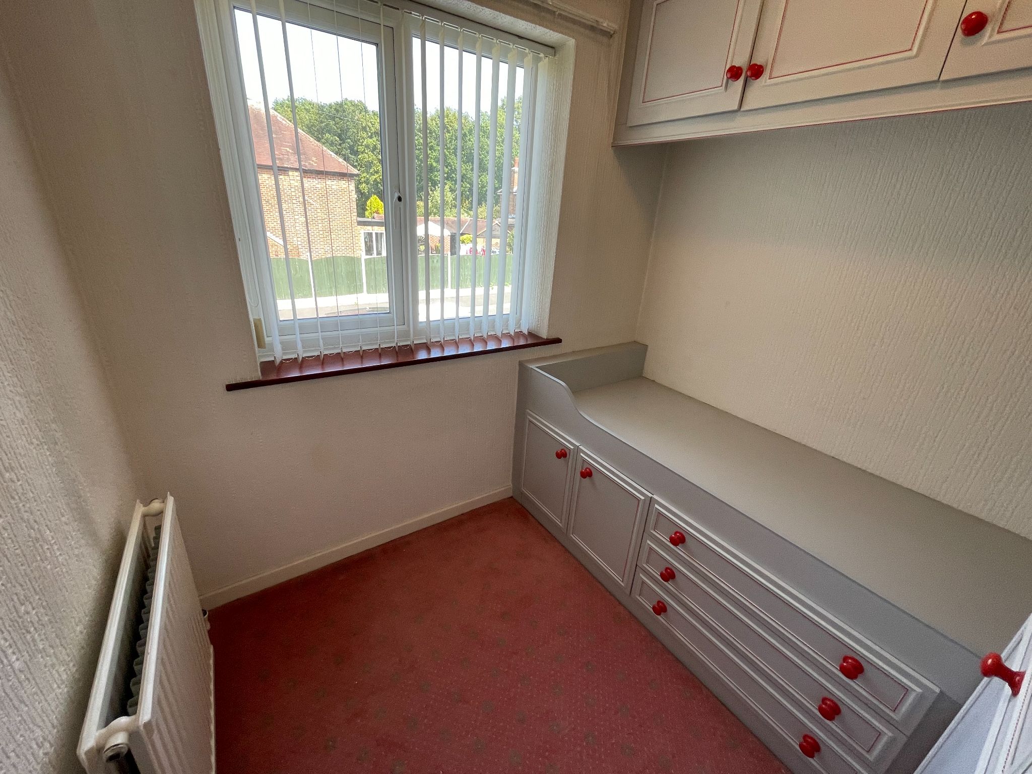 4 bedroom detached house For Sale in Manchester - Photograph 18.