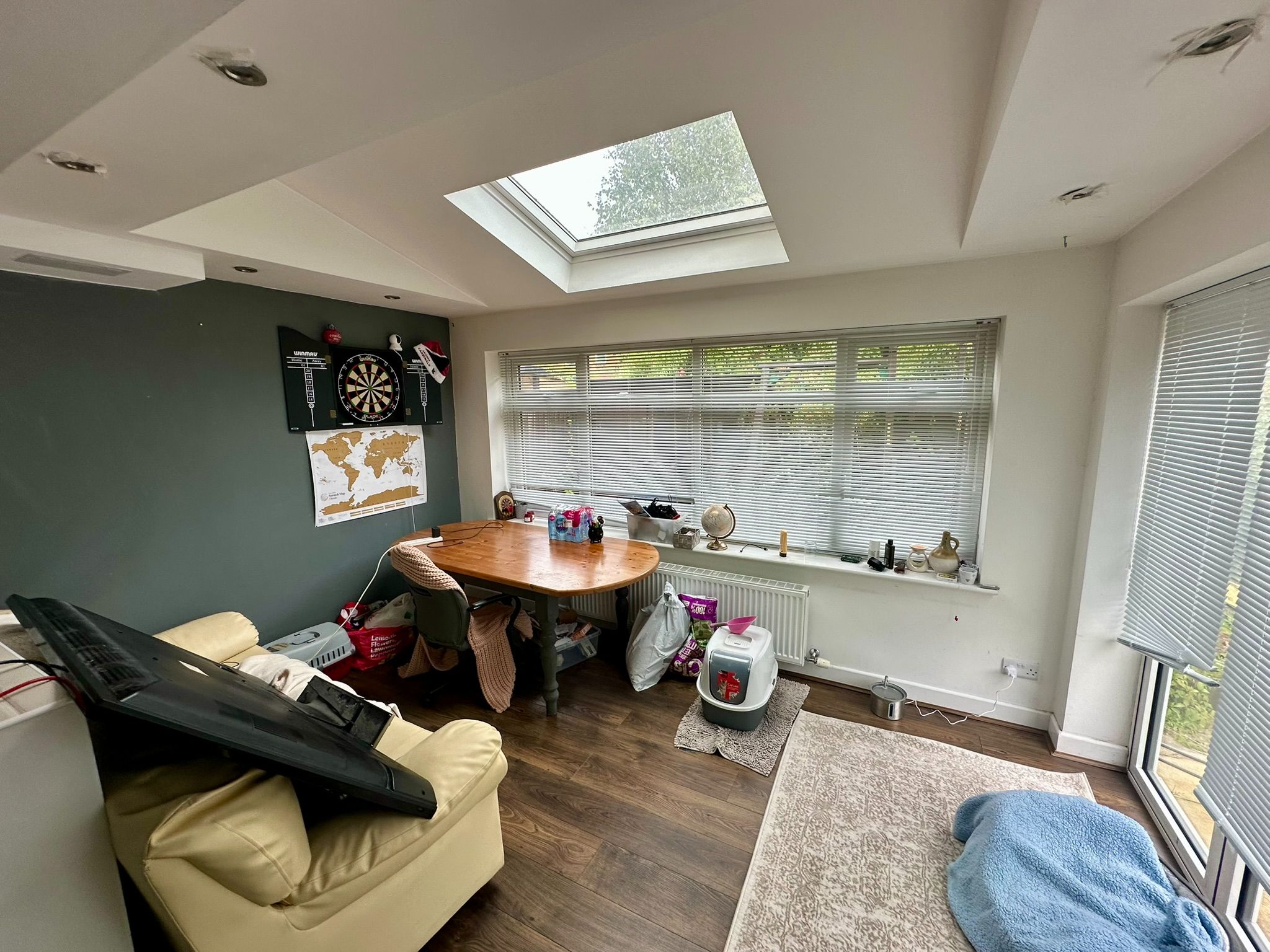 2 bedroom semi-detached house To Let in Manchester - Photograph 5.