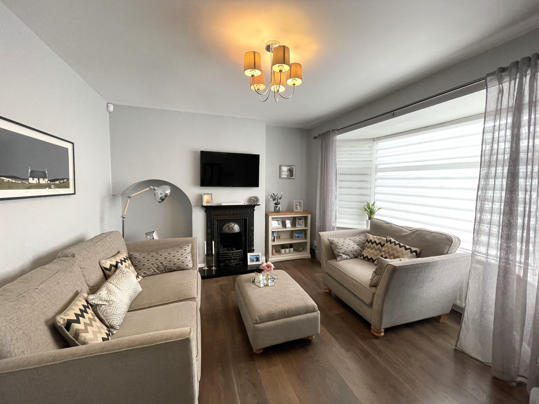 3 bedroom semi-detached house For Sale in Manchester - Property photograph.