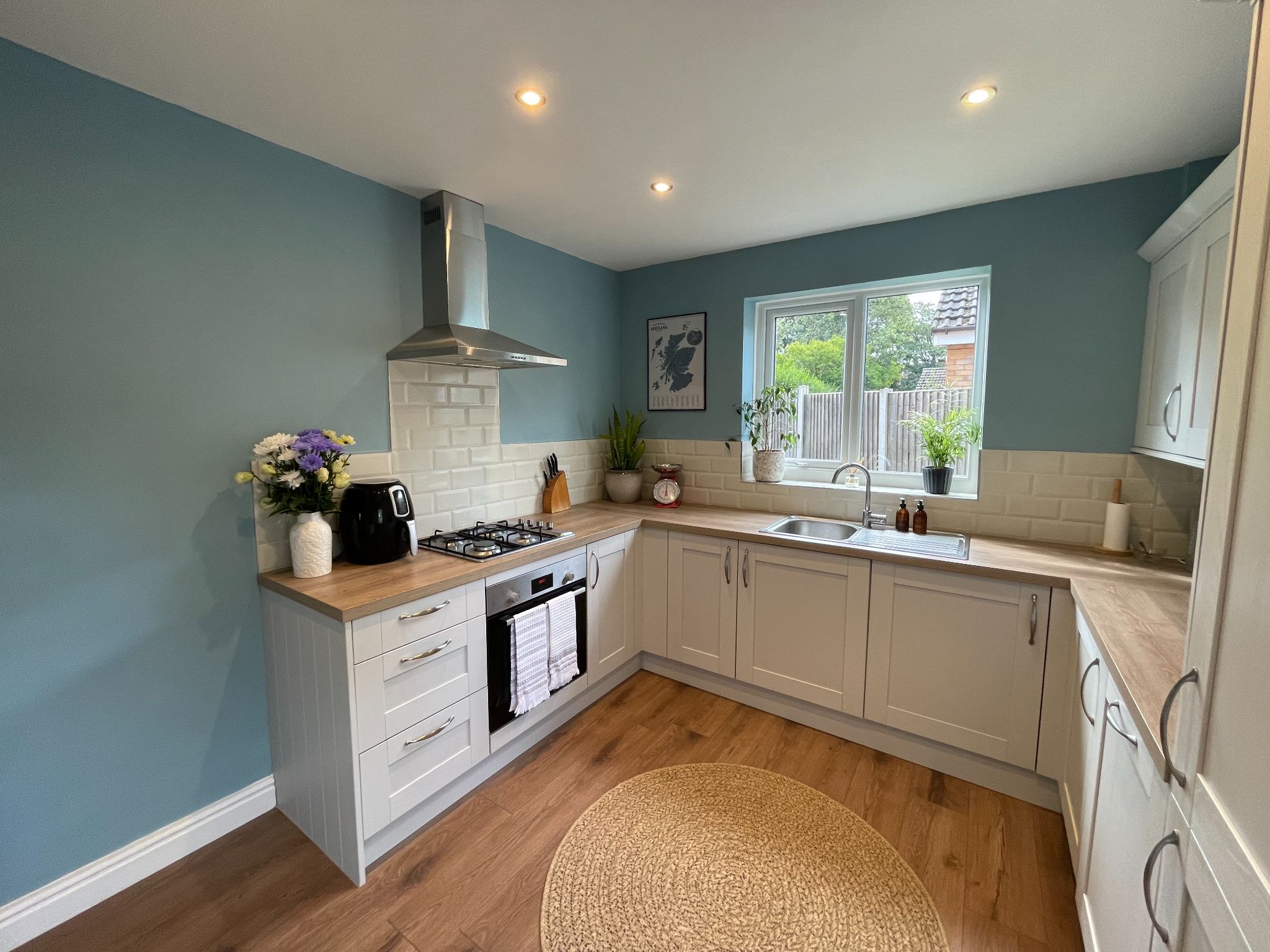 3 bedroom end terraced house For Sale in Manchester - Photograph 25.