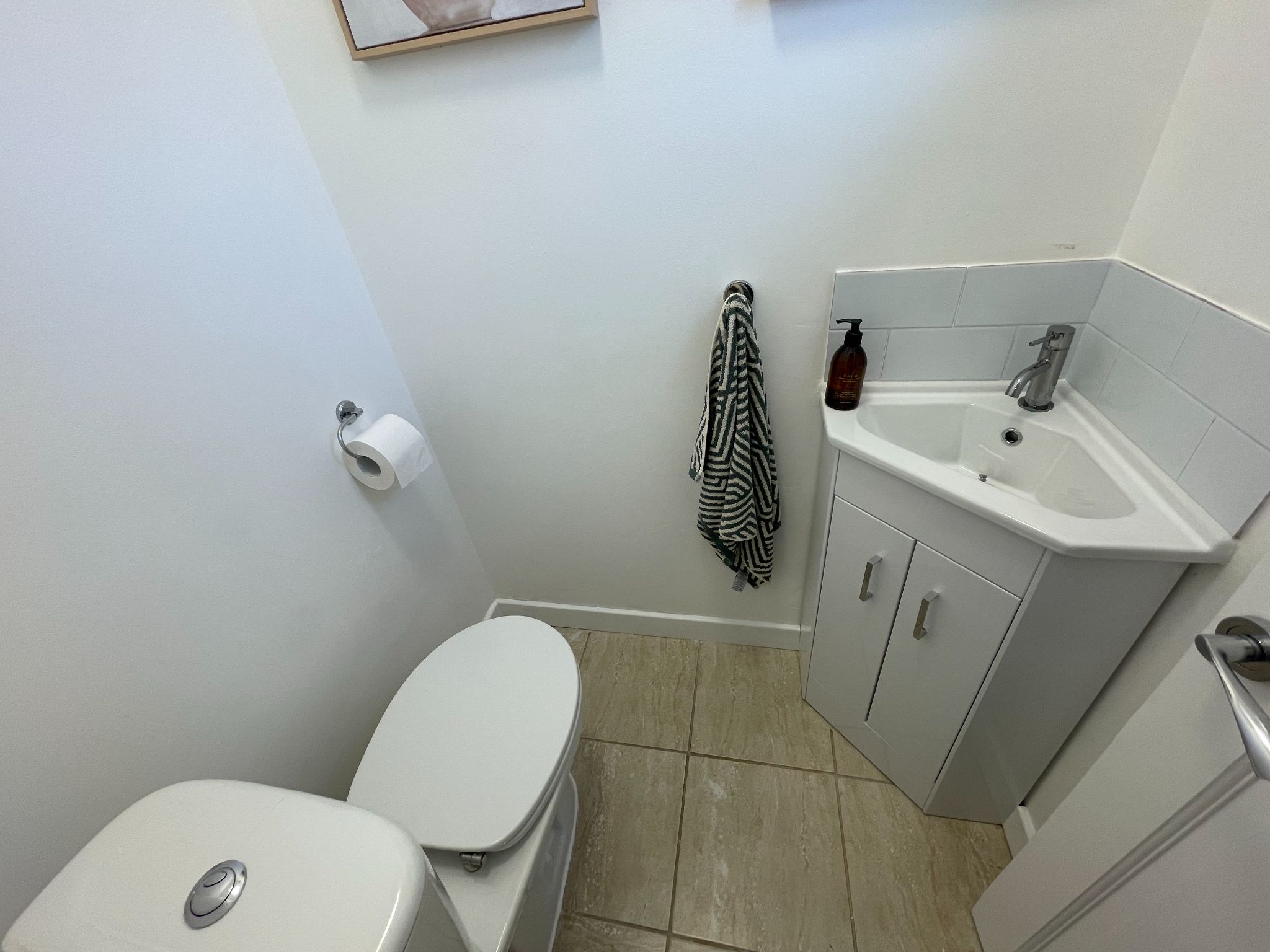 3 bedroom end terraced house For Sale in Manchester - Photograph 19.