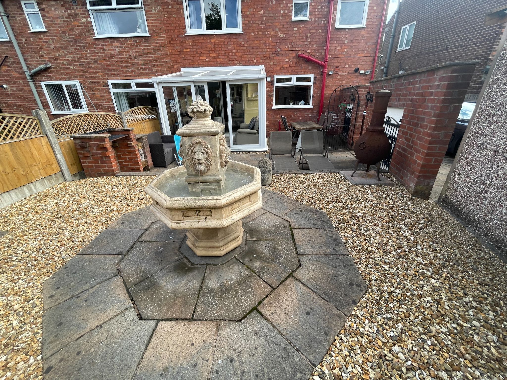 3 bedroom semi-detached house For Sale in Manchester - Photograph 29.
