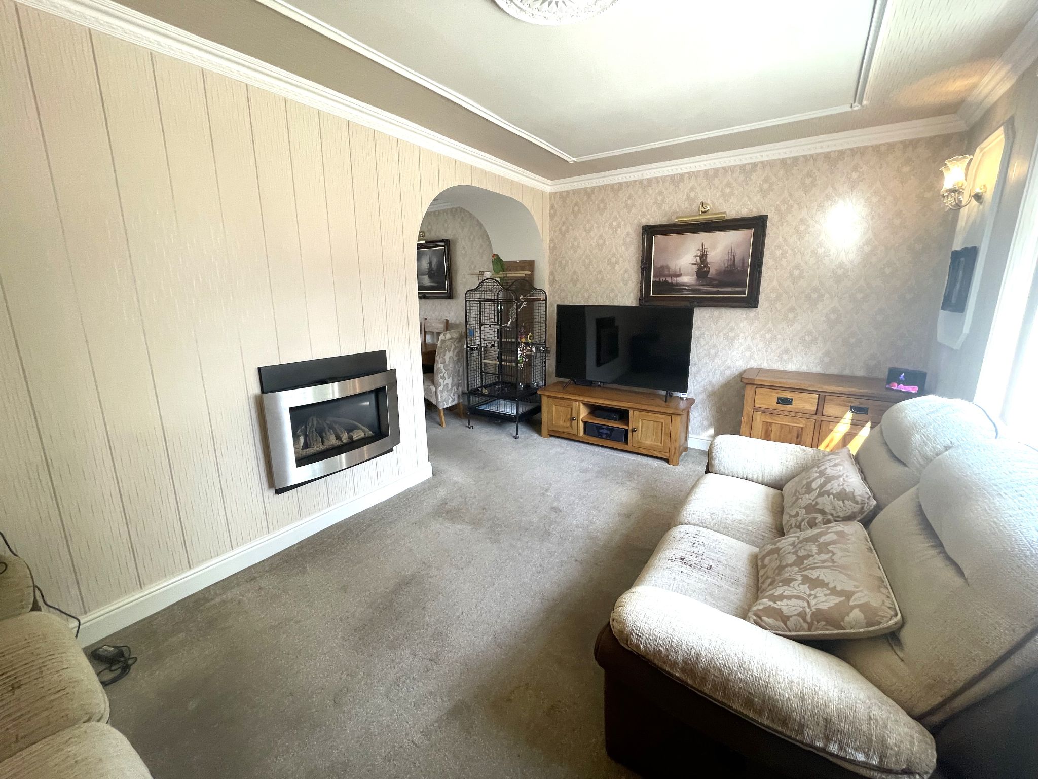 3 bedroom semi-detached house For Sale in Manchester - Photograph 4.