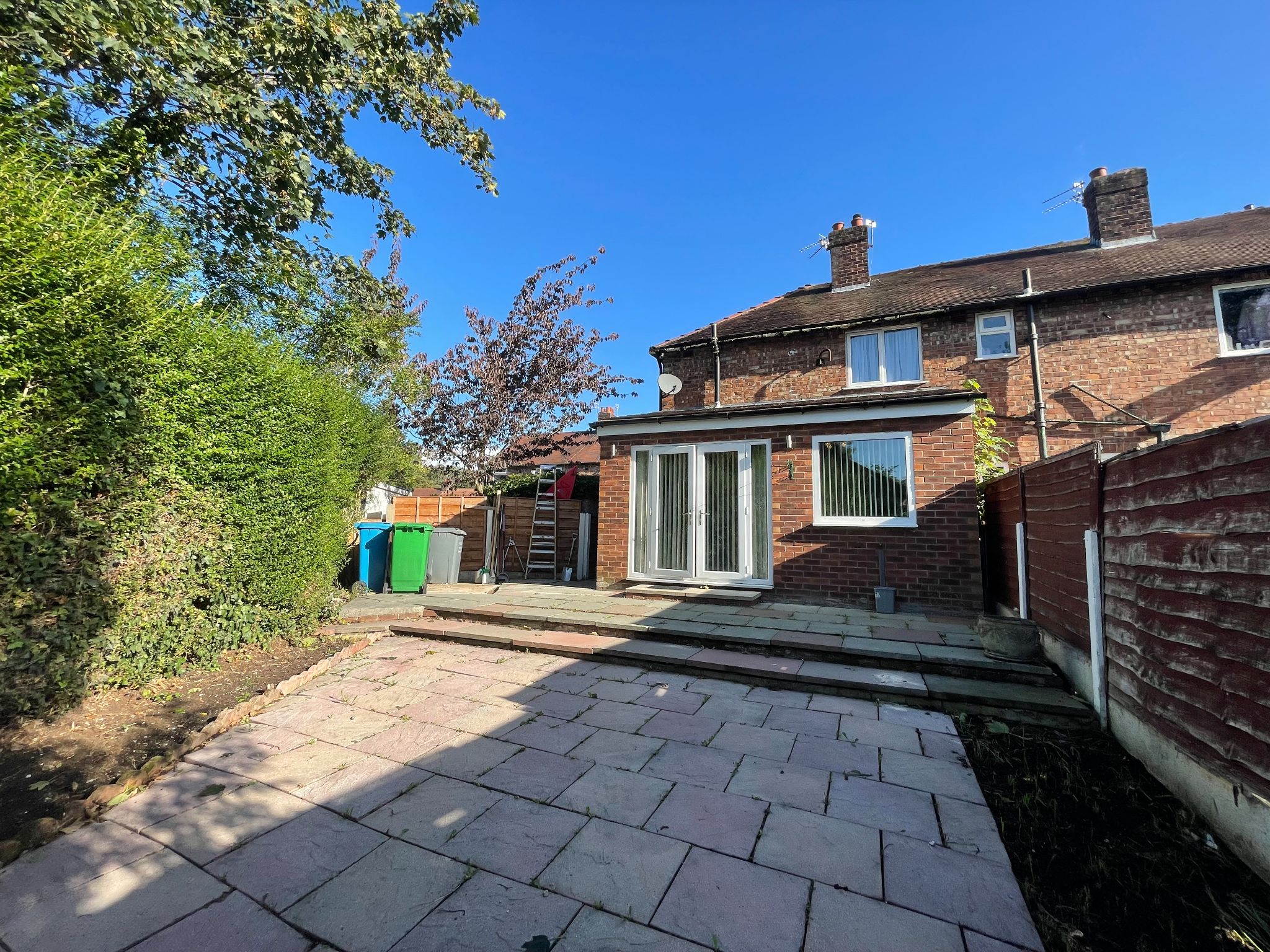 3 bedroom end terraced house For Sale in Manchester - Photograph 24.