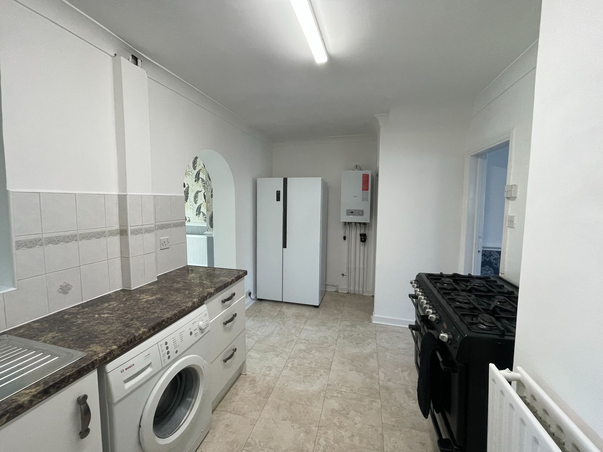 3 bedroom end terraced house For Sale in Manchester - Photograph 6.