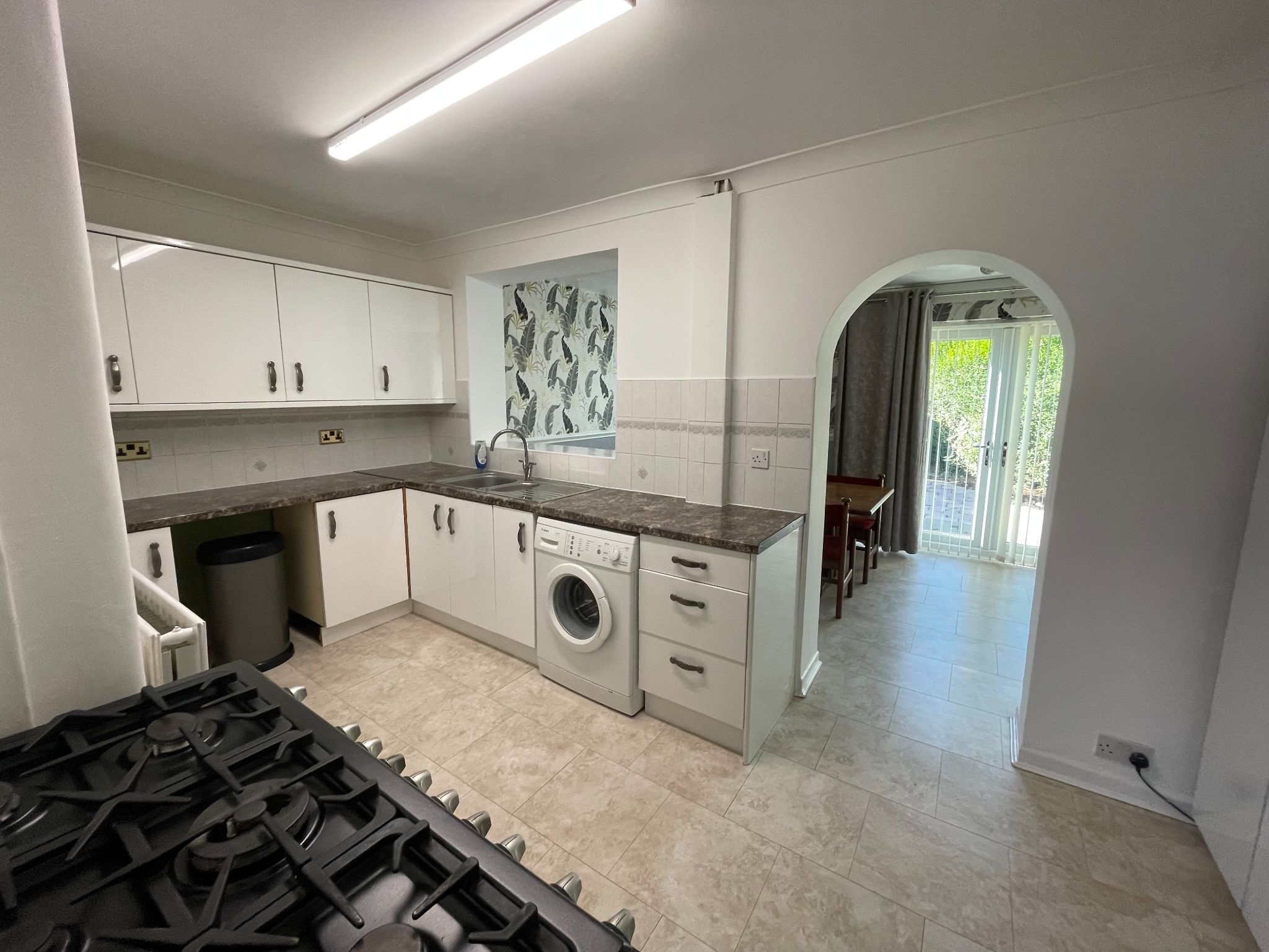 3 bedroom end terraced house For Sale in Manchester - Photograph 4.