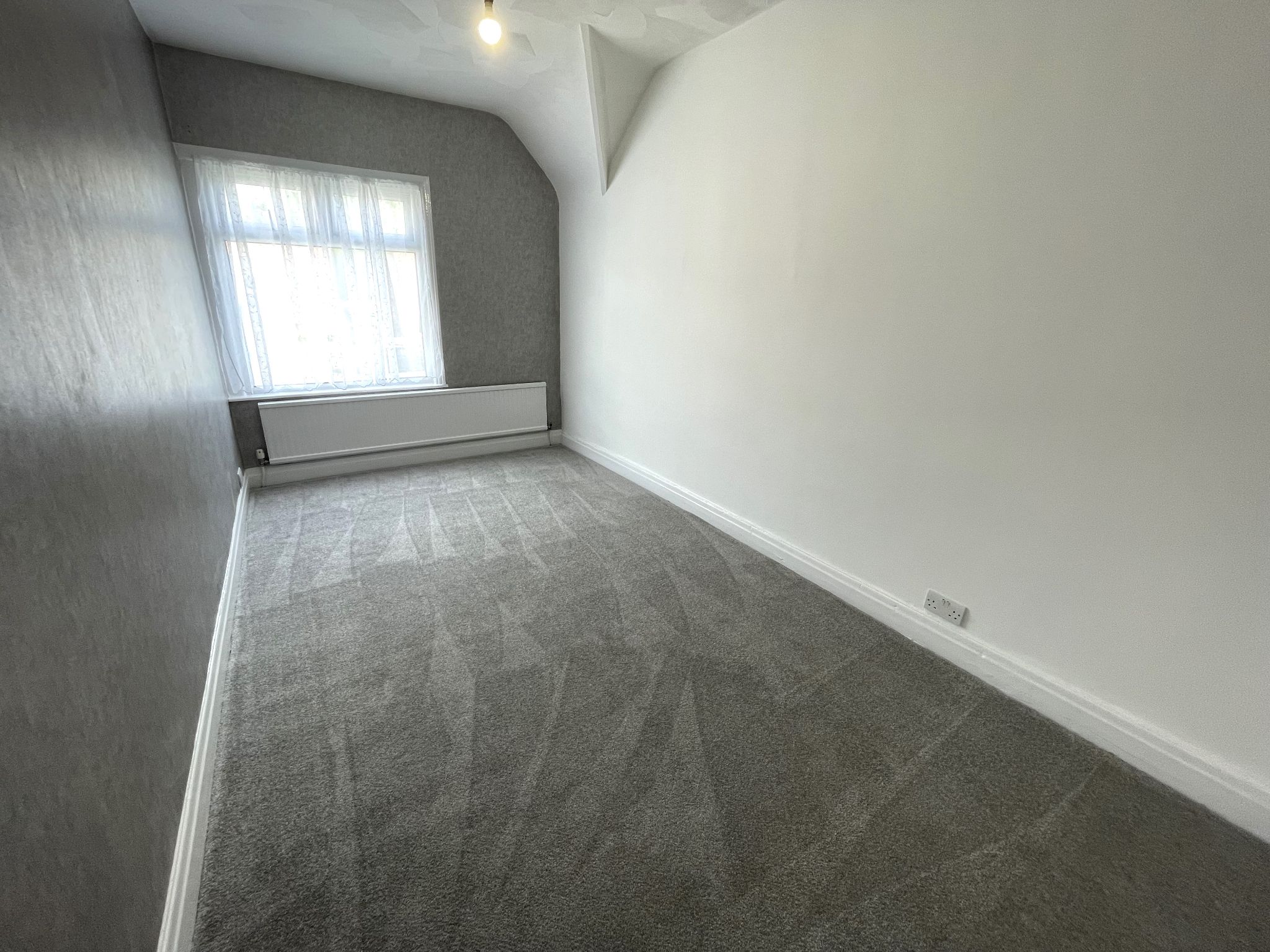 3 bedroom end terraced house For Sale in Manchester - Photograph 10.