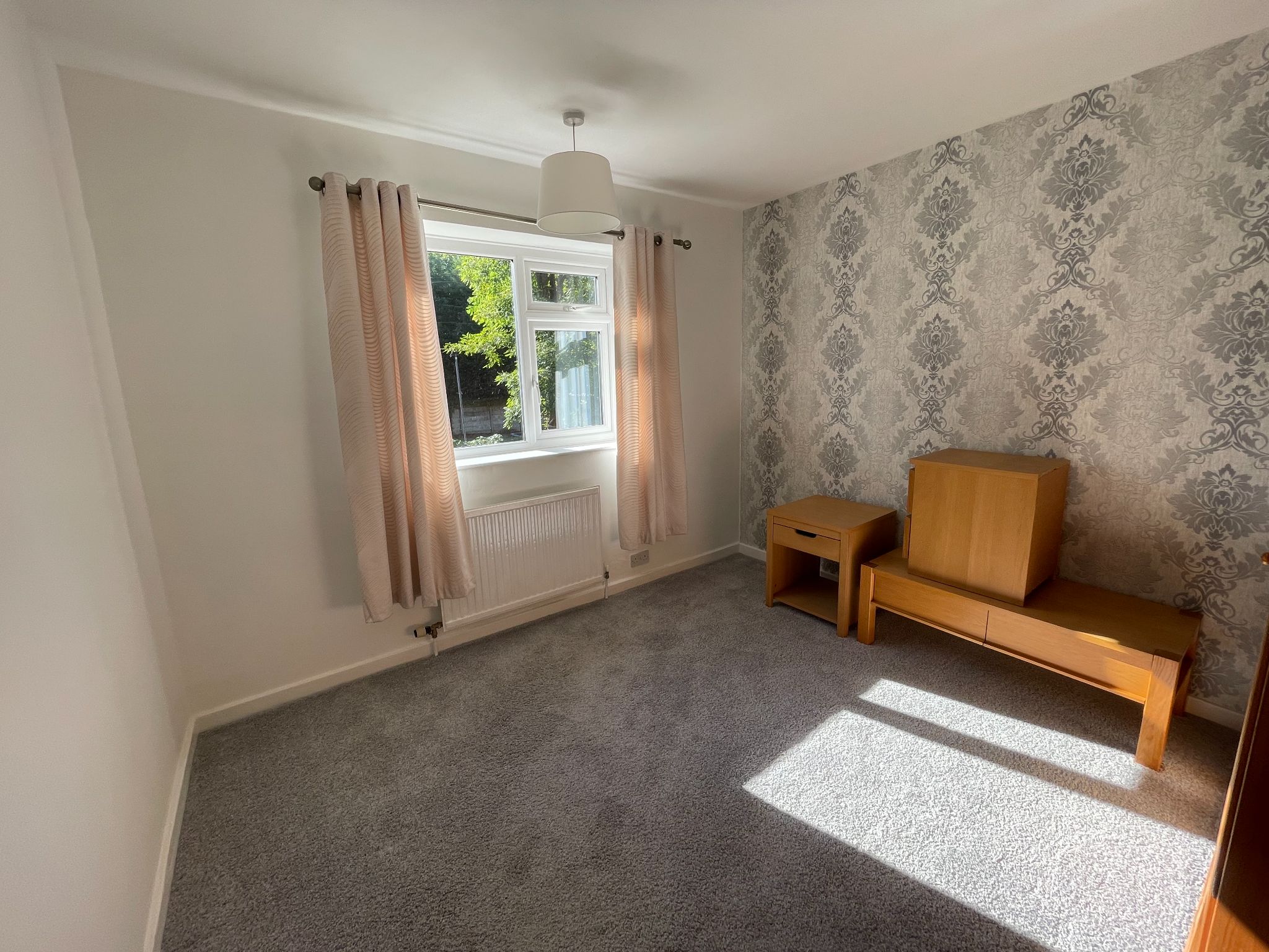 3 bedroom semi-detached house For Sale in Manchester - Photograph 13.