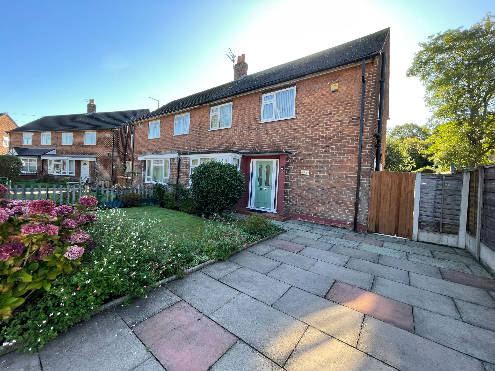 3 bedroom semi-detached house For Sale in Manchester - Property photograph.