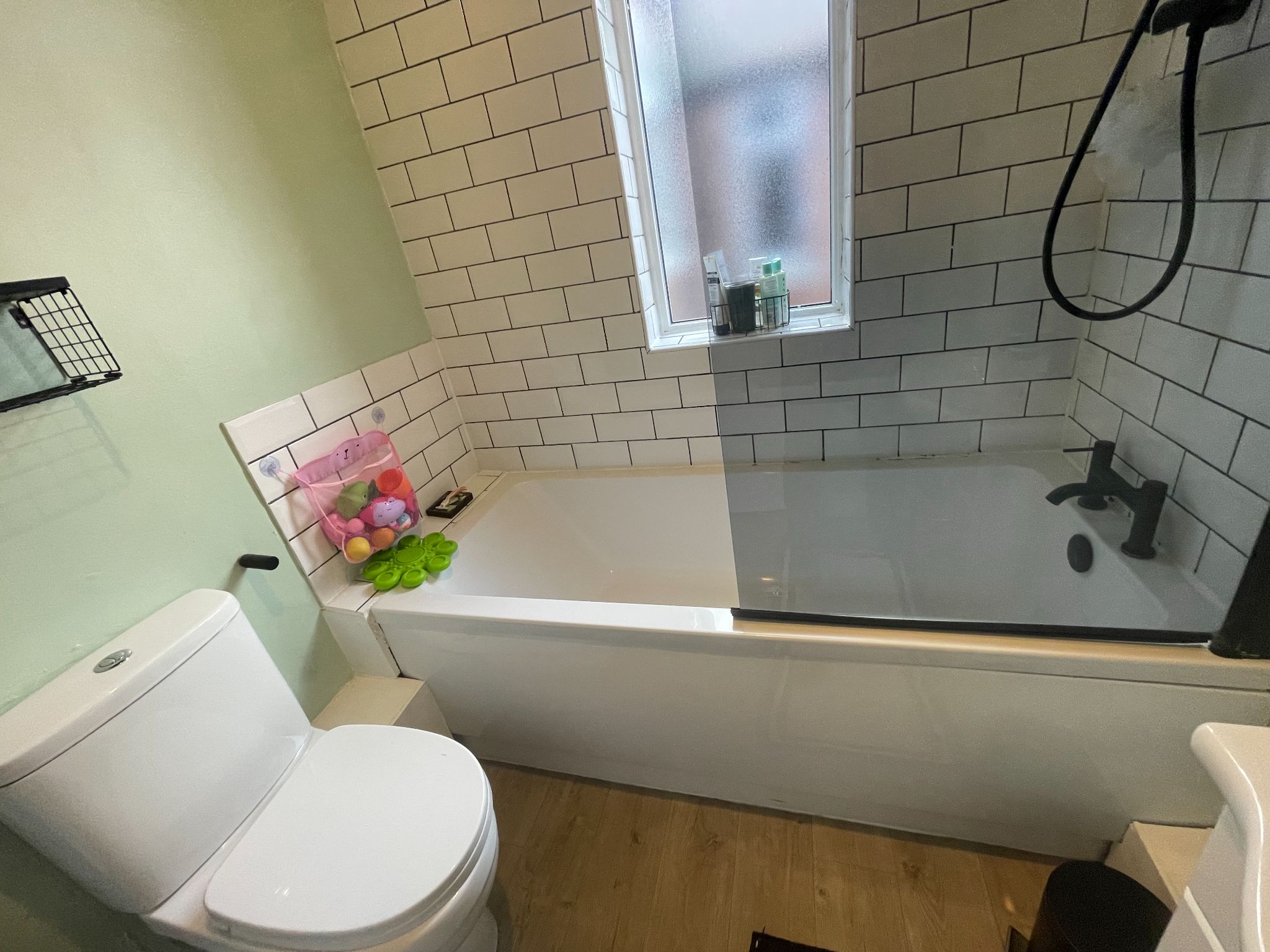 3 bedroom mid terraced house For Sale in Manchester - Photograph 7.