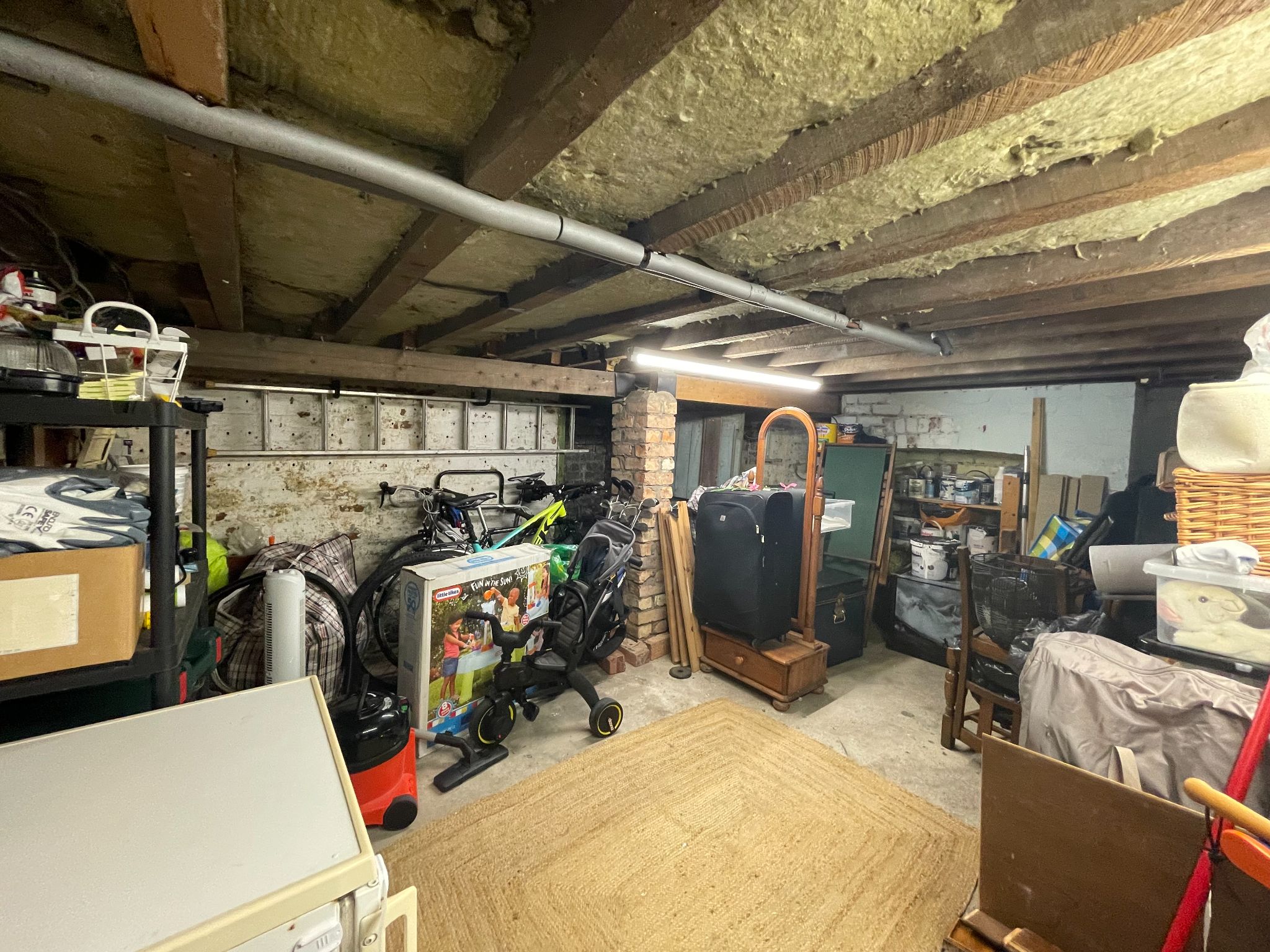 3 bedroom mid terraced house For Sale in Manchester - Photograph 20.