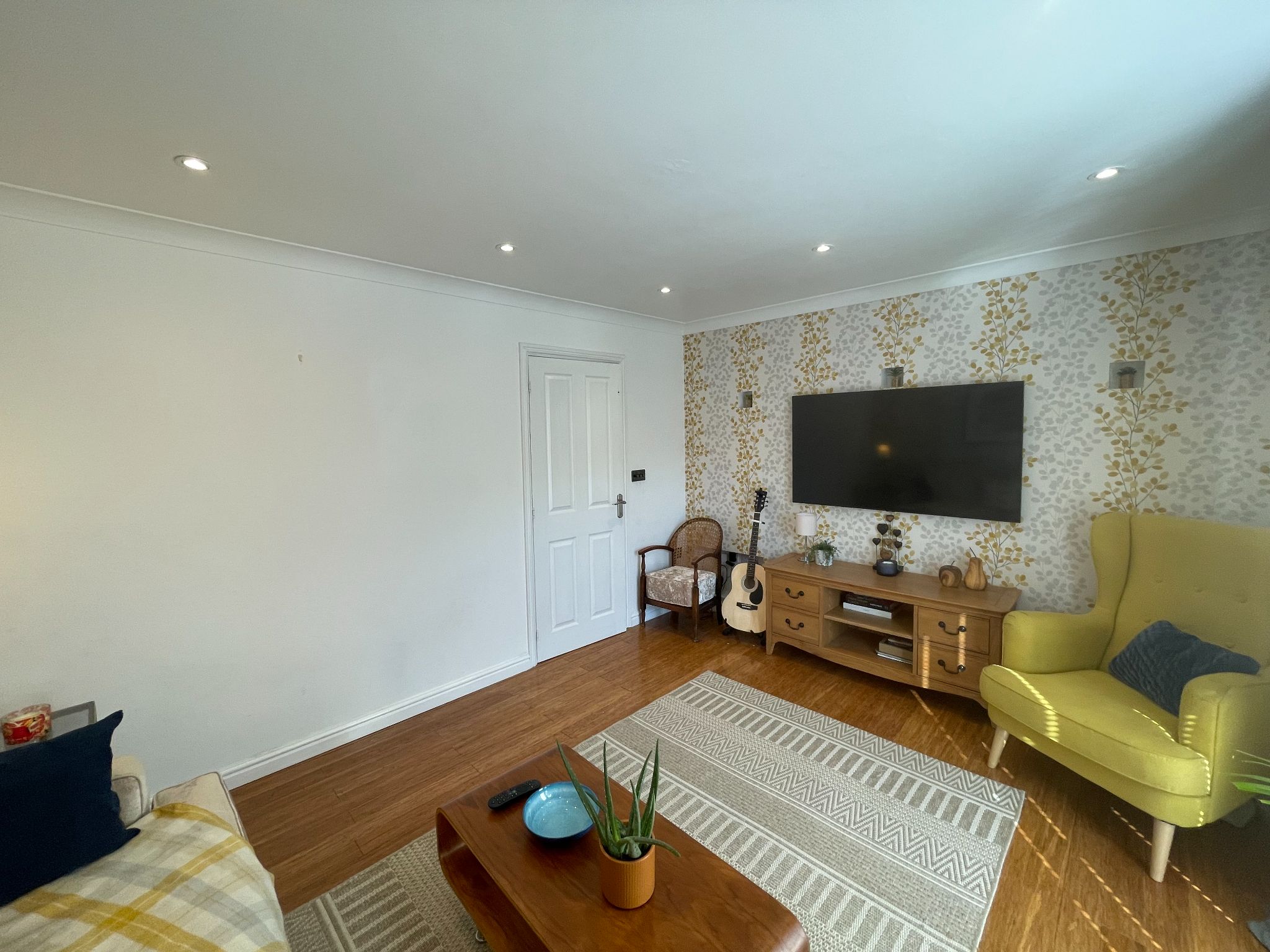 4 bedroom town house For Sale in Manchester - Photograph 15.