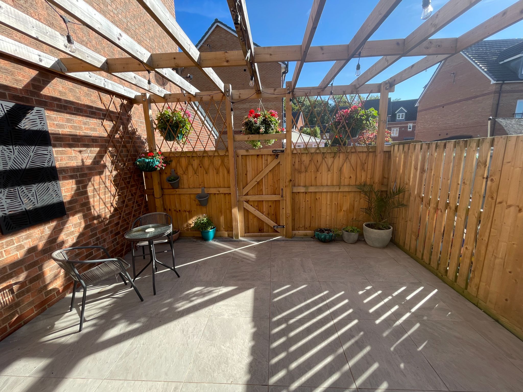 4 bedroom town house For Sale in Manchester - Photograph 21.