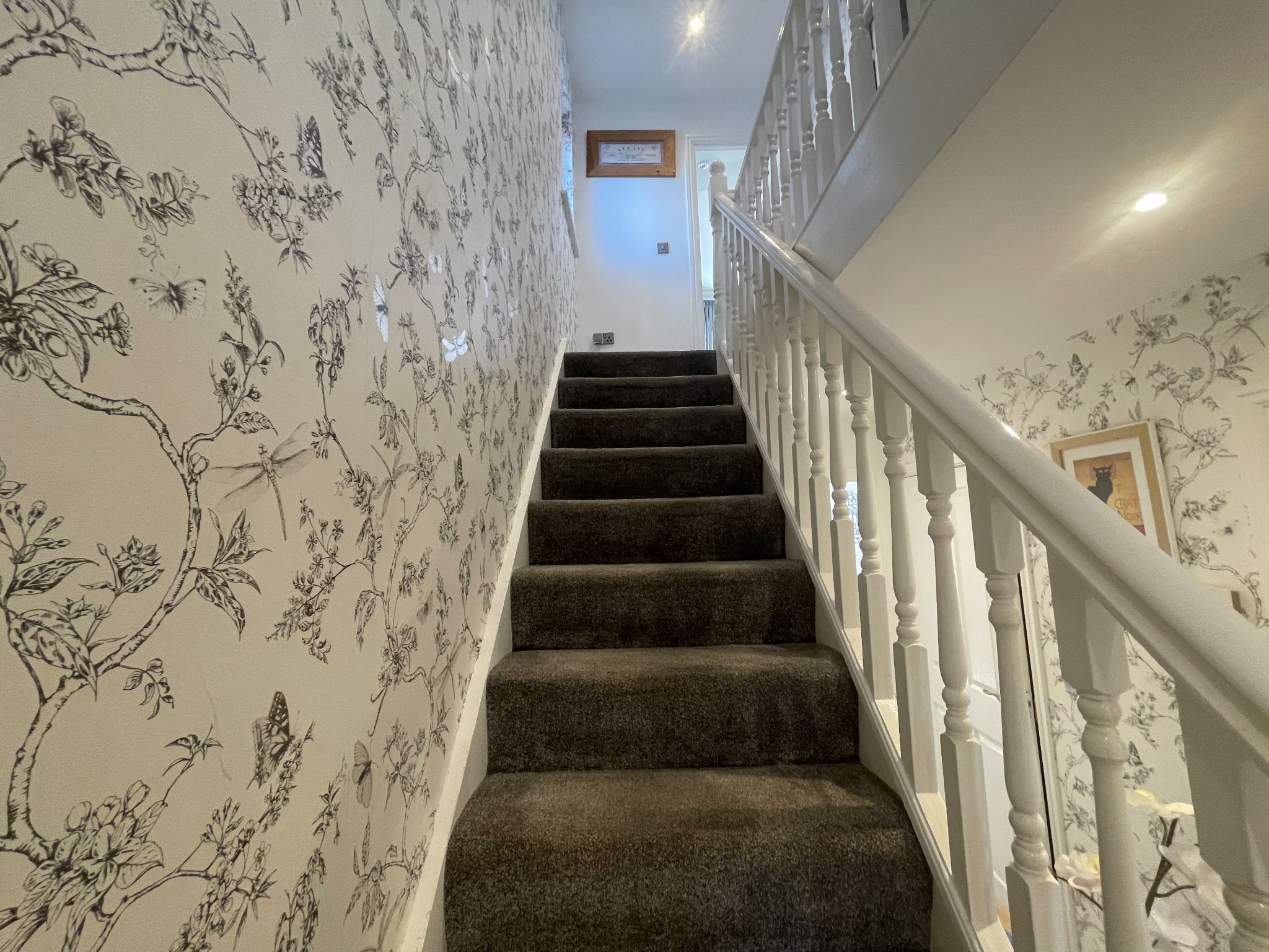 4 bedroom town house For Sale in Manchester - Photograph 6.