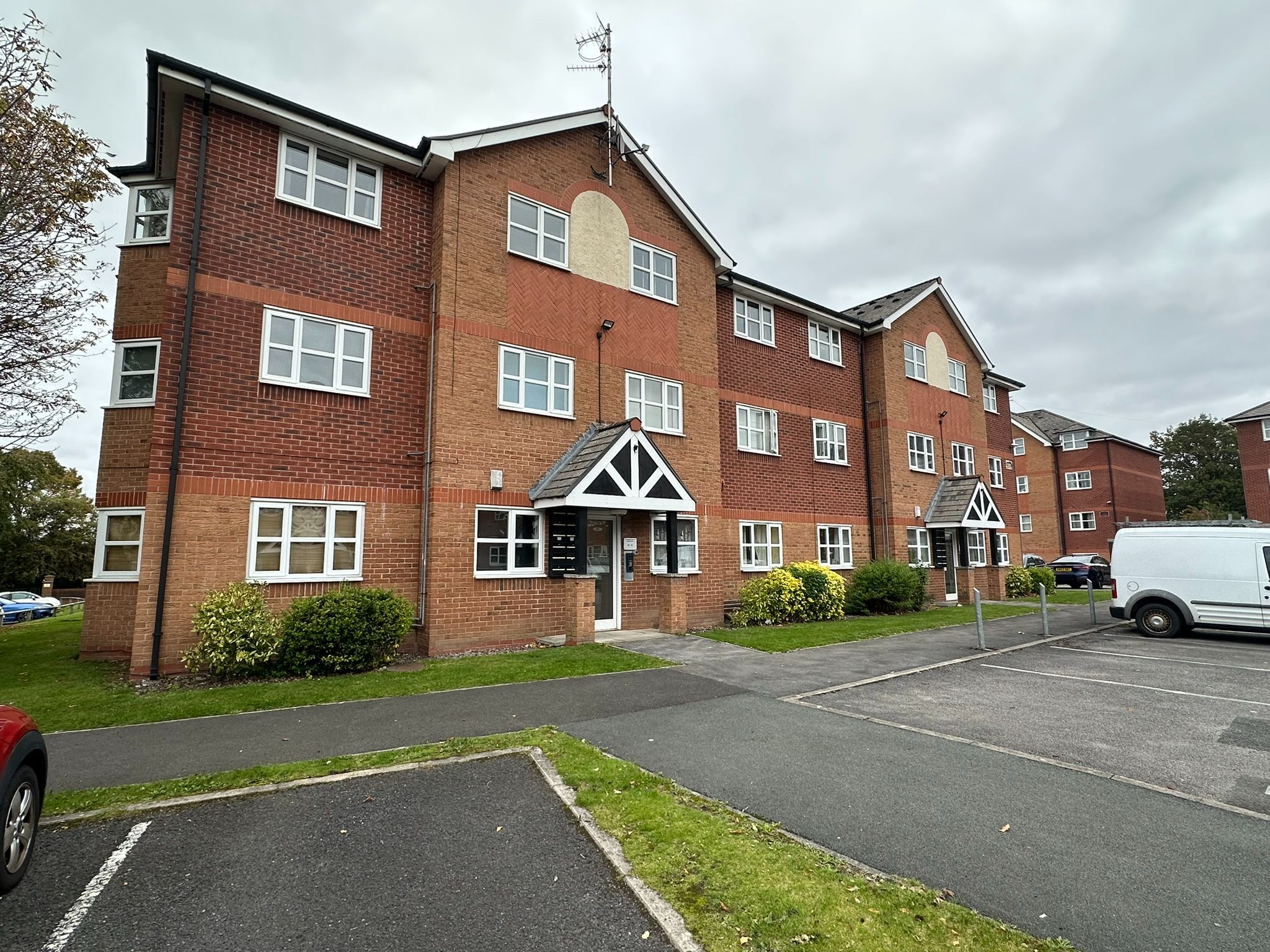 2 bedroom apartment flat/apartment To Let in Manchester - Property photograph.