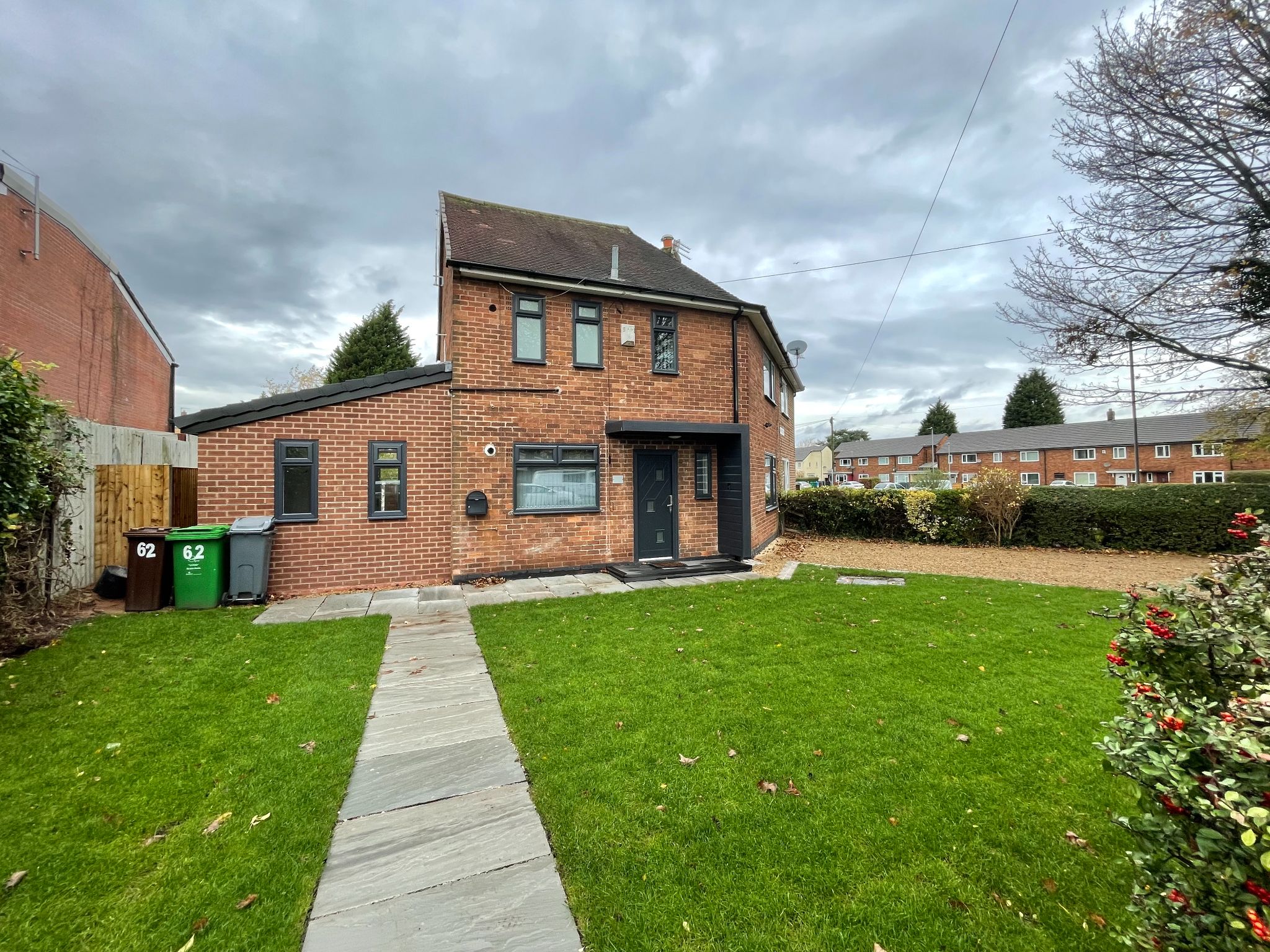 4 bedroom end terraced house For Sale in Manchester - Photograph 25.
