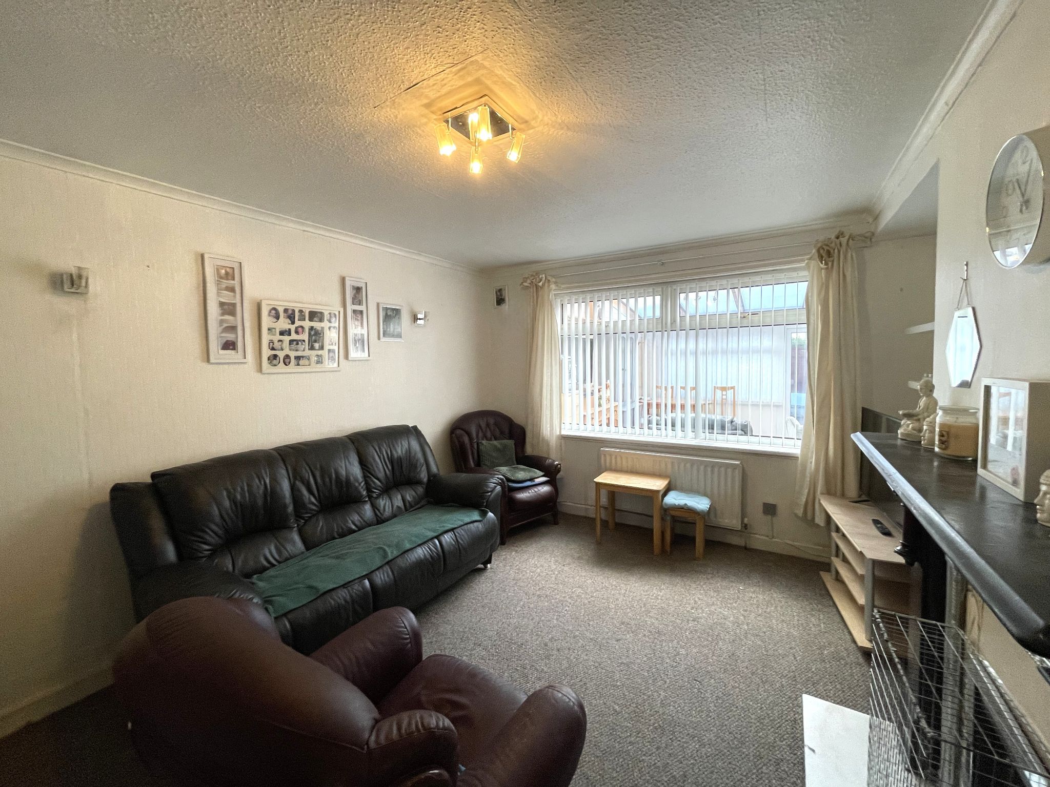 3 bedroom end terraced house For Sale in Manchester - Property photograph.