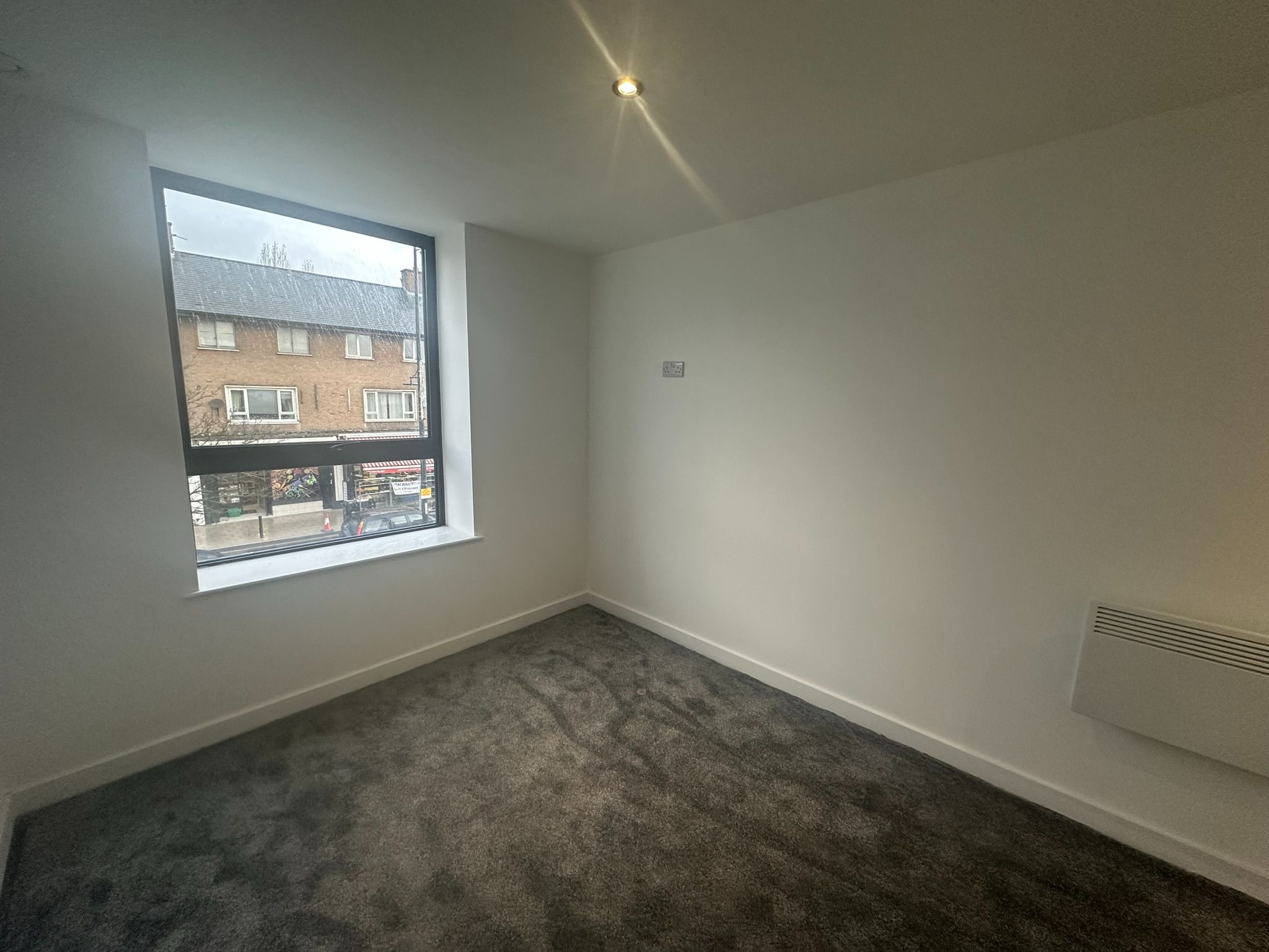 2 bedroom apartment flat/apartment To Let in Manchester - Photograph 6.
