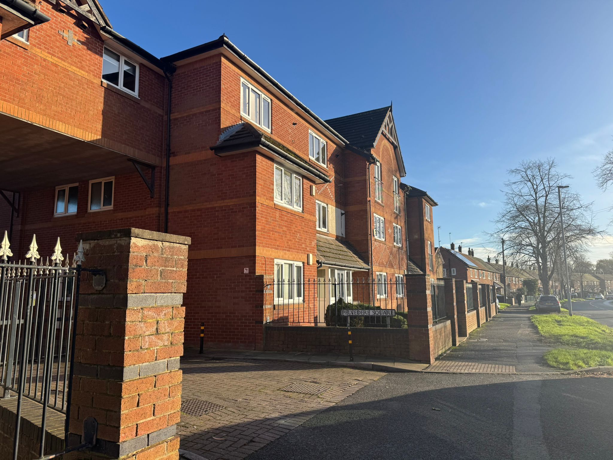 2 bedroom apartment flat/apartment To Let in Manchester - Property photograph.