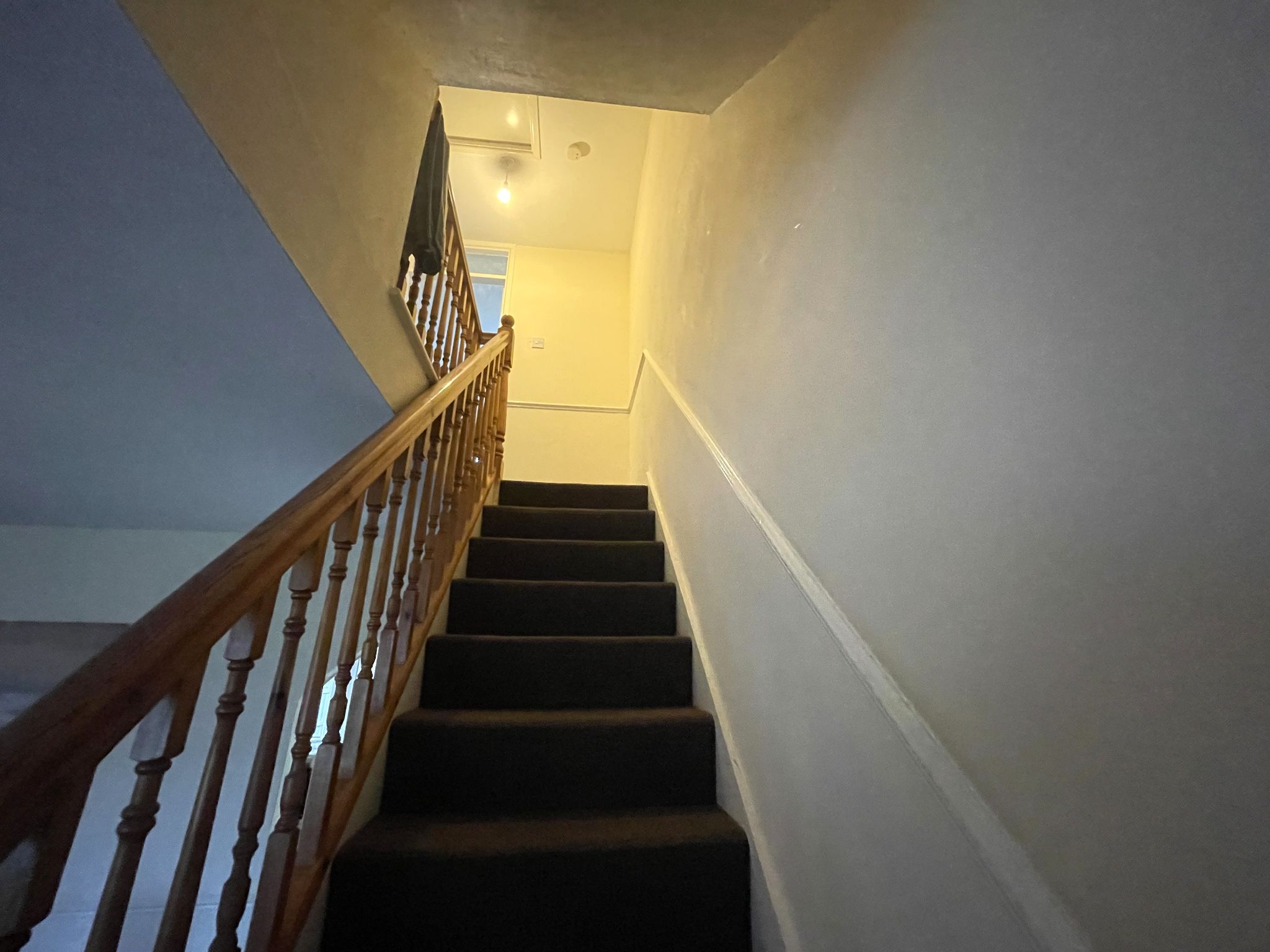 3 bedroom mid terraced house For Sale in Manchester - Photograph 7.