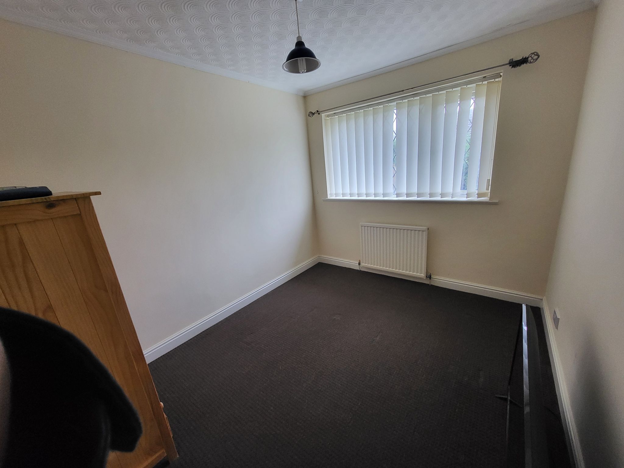 3 bedroom mid terraced house For Sale in Manchester - Photograph 8.