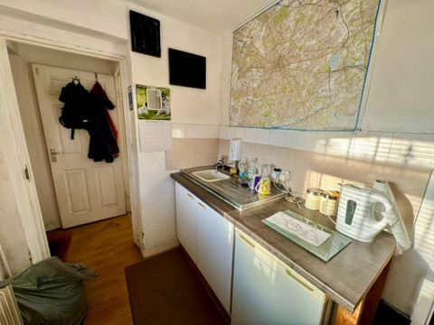 Office To Let in Manchester - Photograph 4.