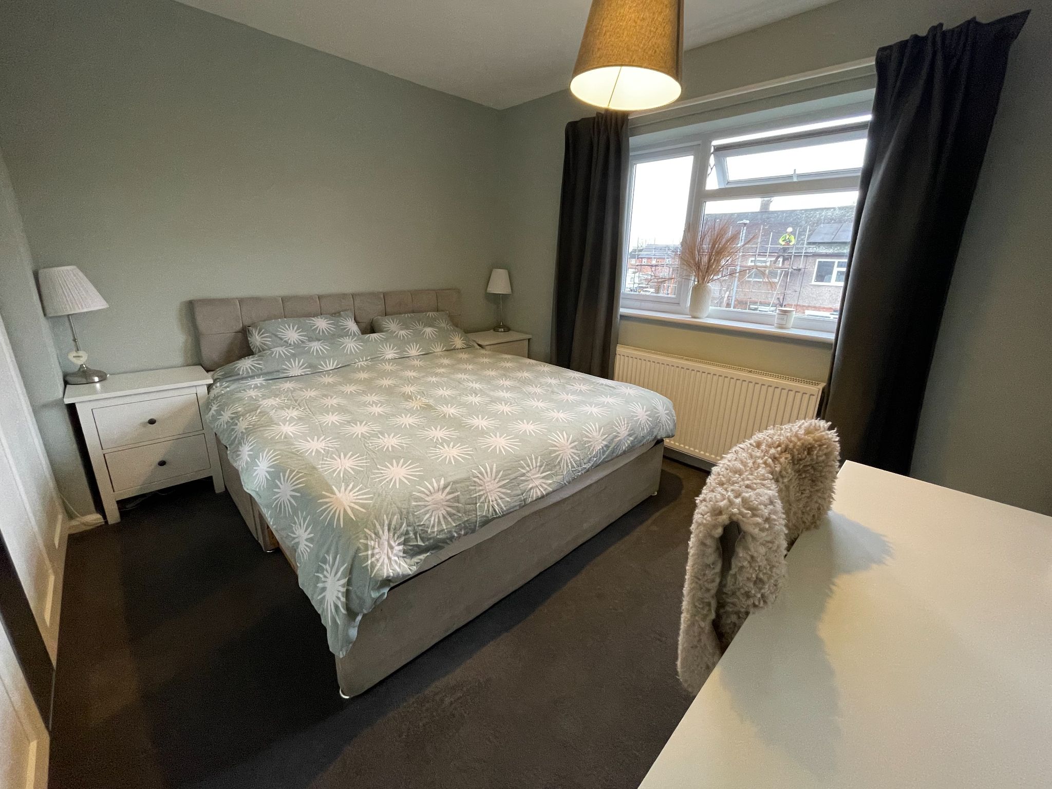 3 bedroom barn conversion house For Sale in Manchester - Photograph 13.