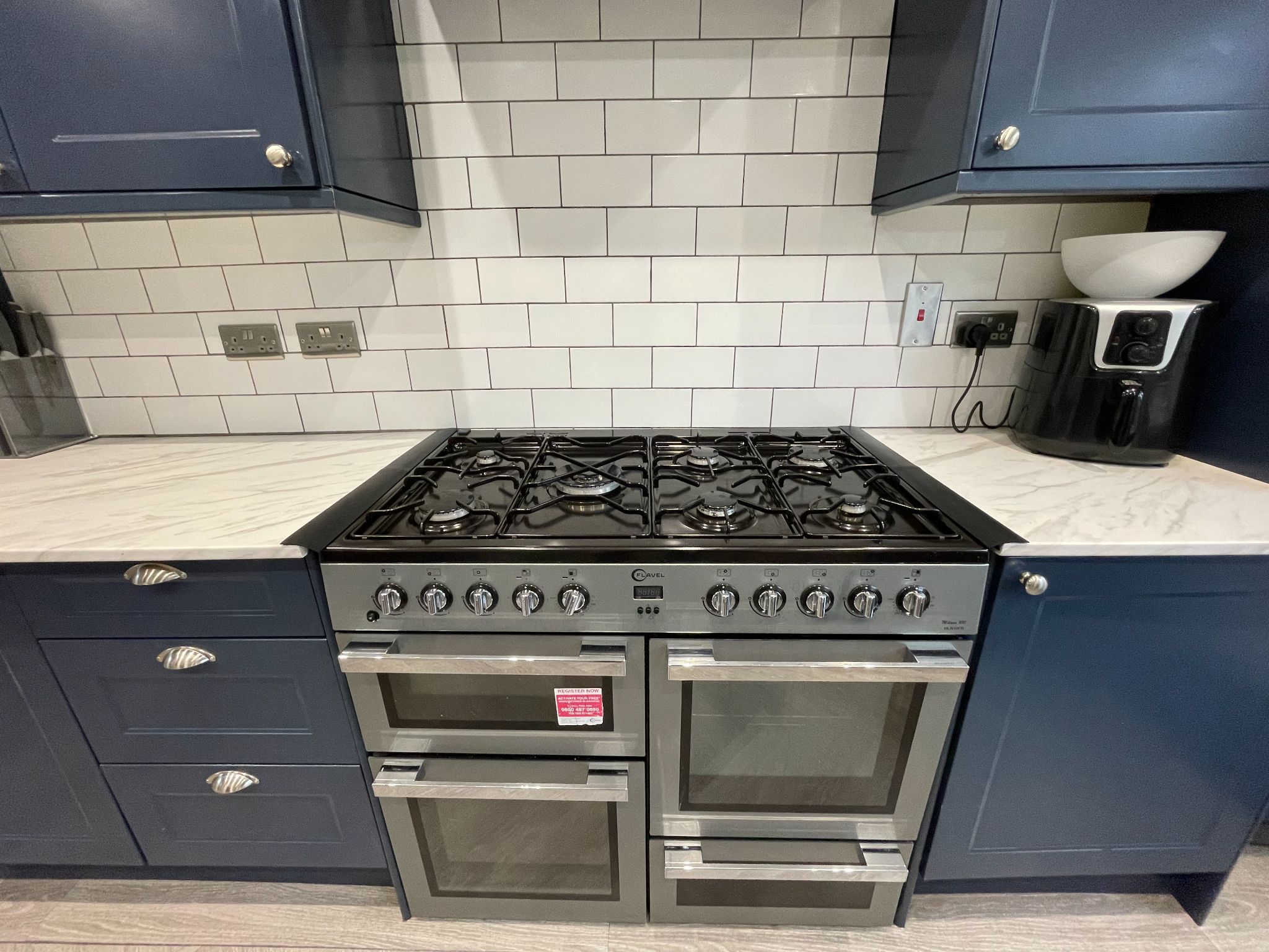 3 bedroom barn conversion house For Sale in Manchester - Photograph 9.