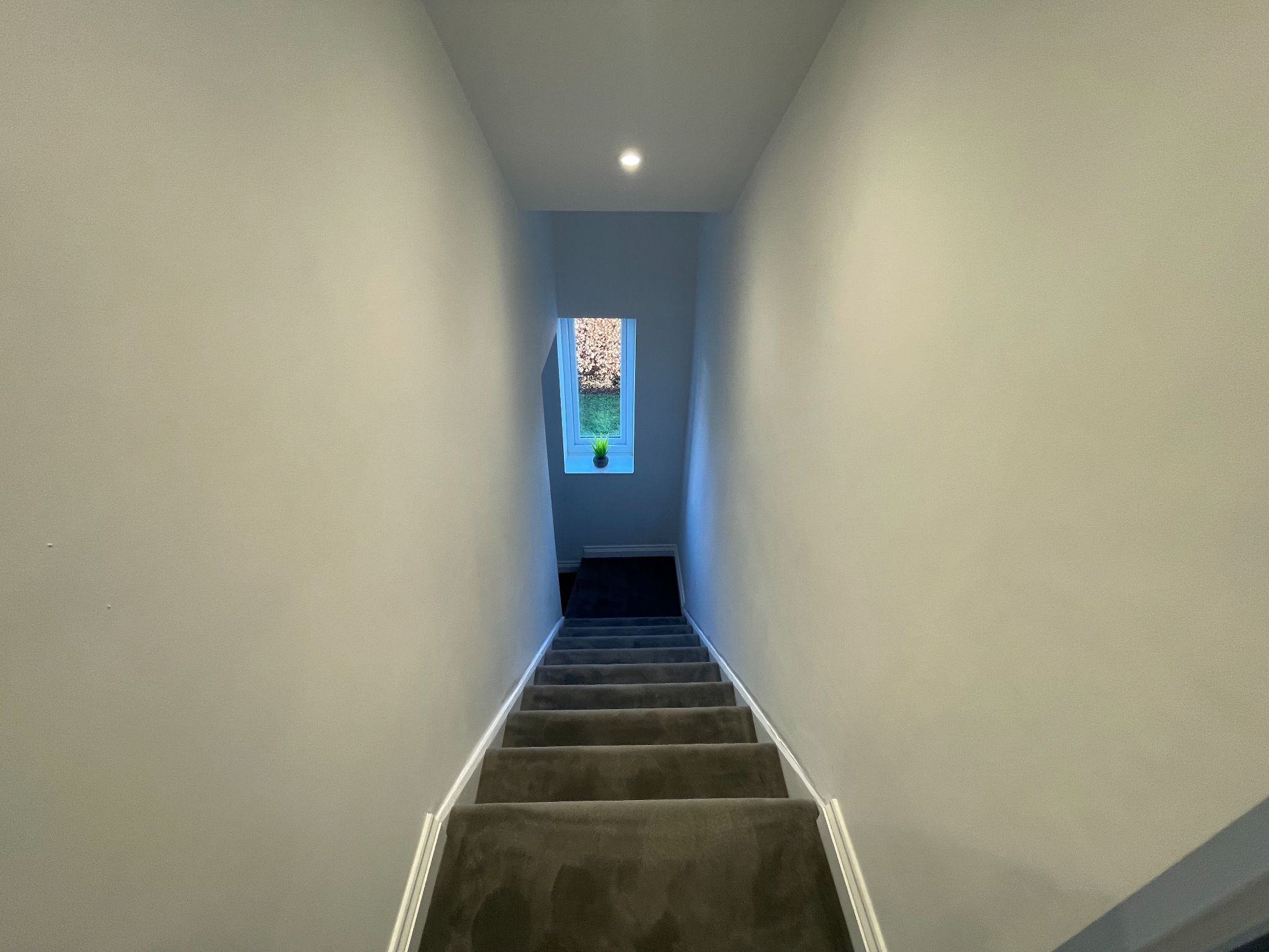 4 bedroom semi-detached house For Sale in Manchester - Photograph 13.