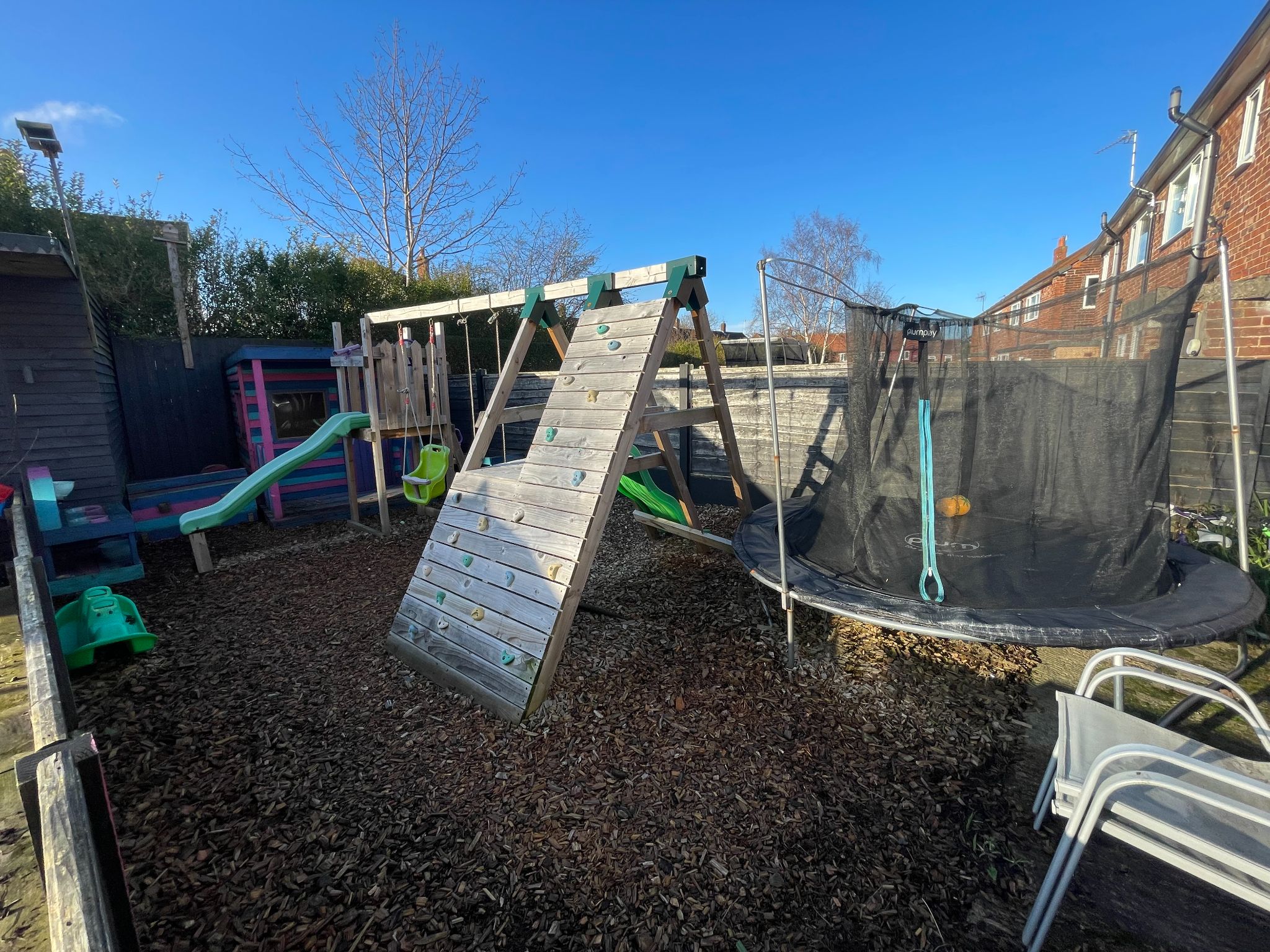 4 bedroom semi-detached house For Sale in Manchester - Photograph 25.