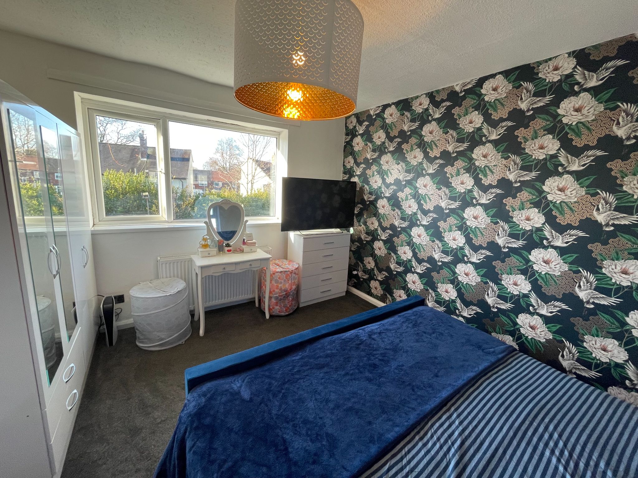 4 bedroom semi-detached house For Sale in Manchester - Photograph 15.