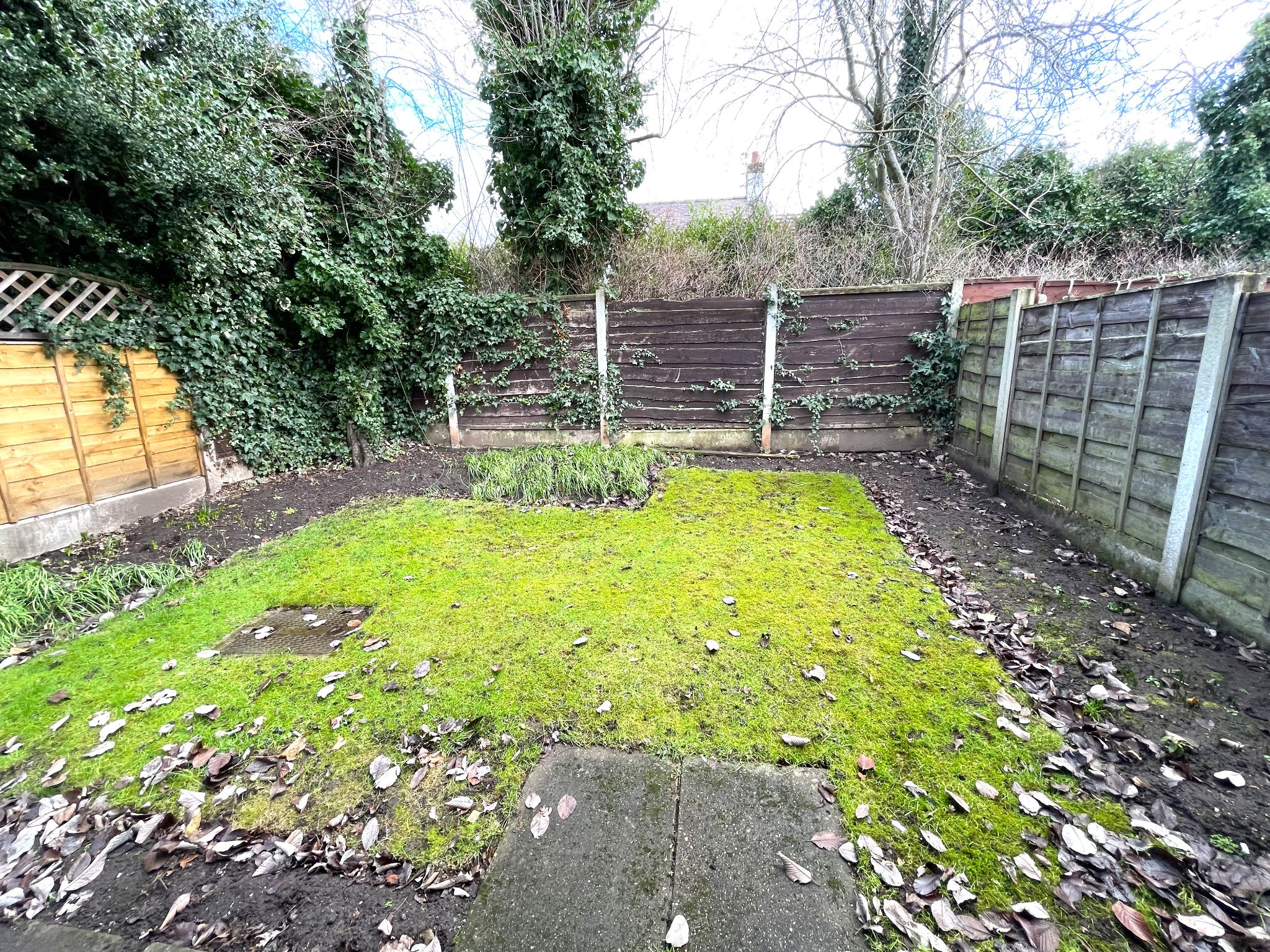 3 bedroom semi-detached house For Sale in Manchester - Photograph 16.