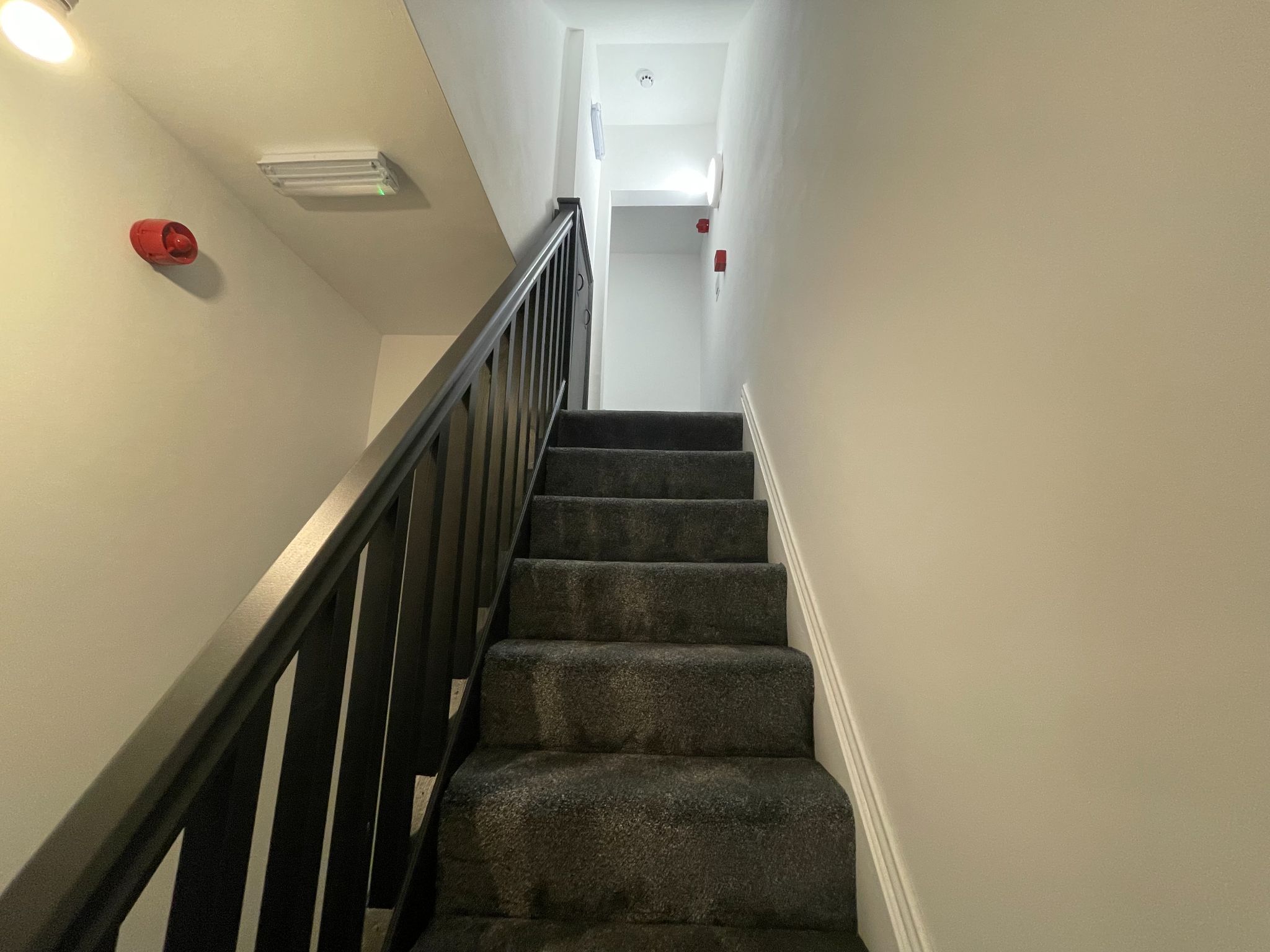 6 bedroom end terraced house For Sale in Manchester - Photograph 24.