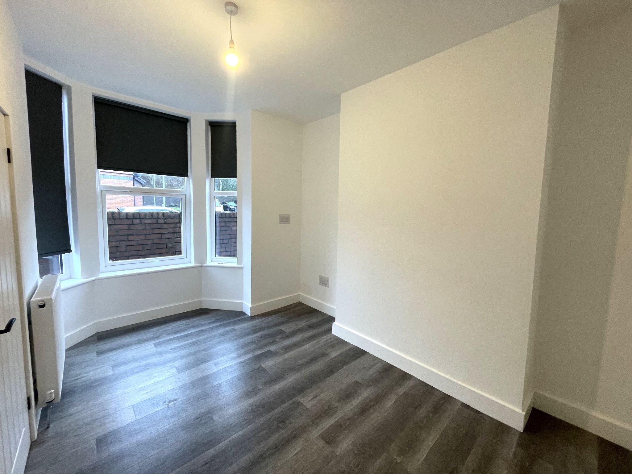 6 bedroom end terraced house For Sale in Manchester - Property photograph.