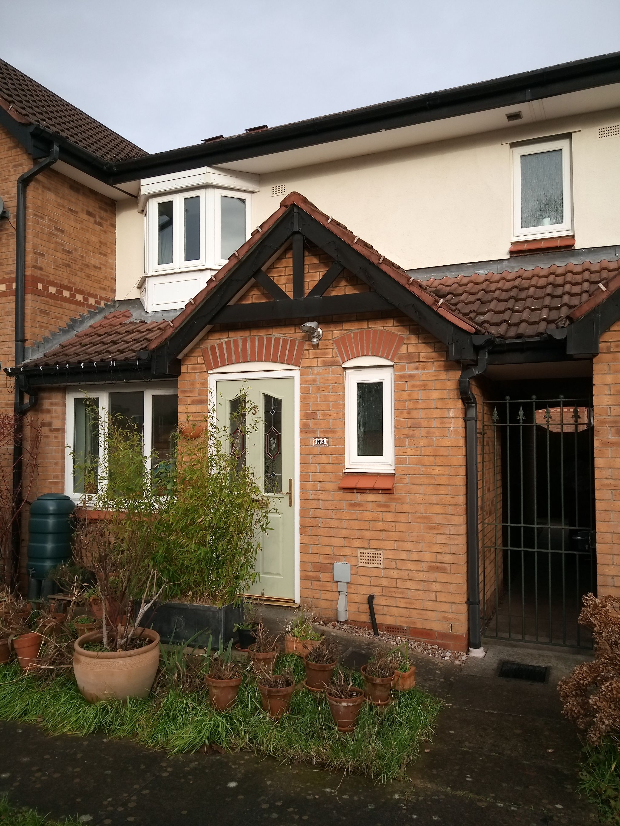 2 bedroom mews house For Sale in Manchester - Property photograph.
