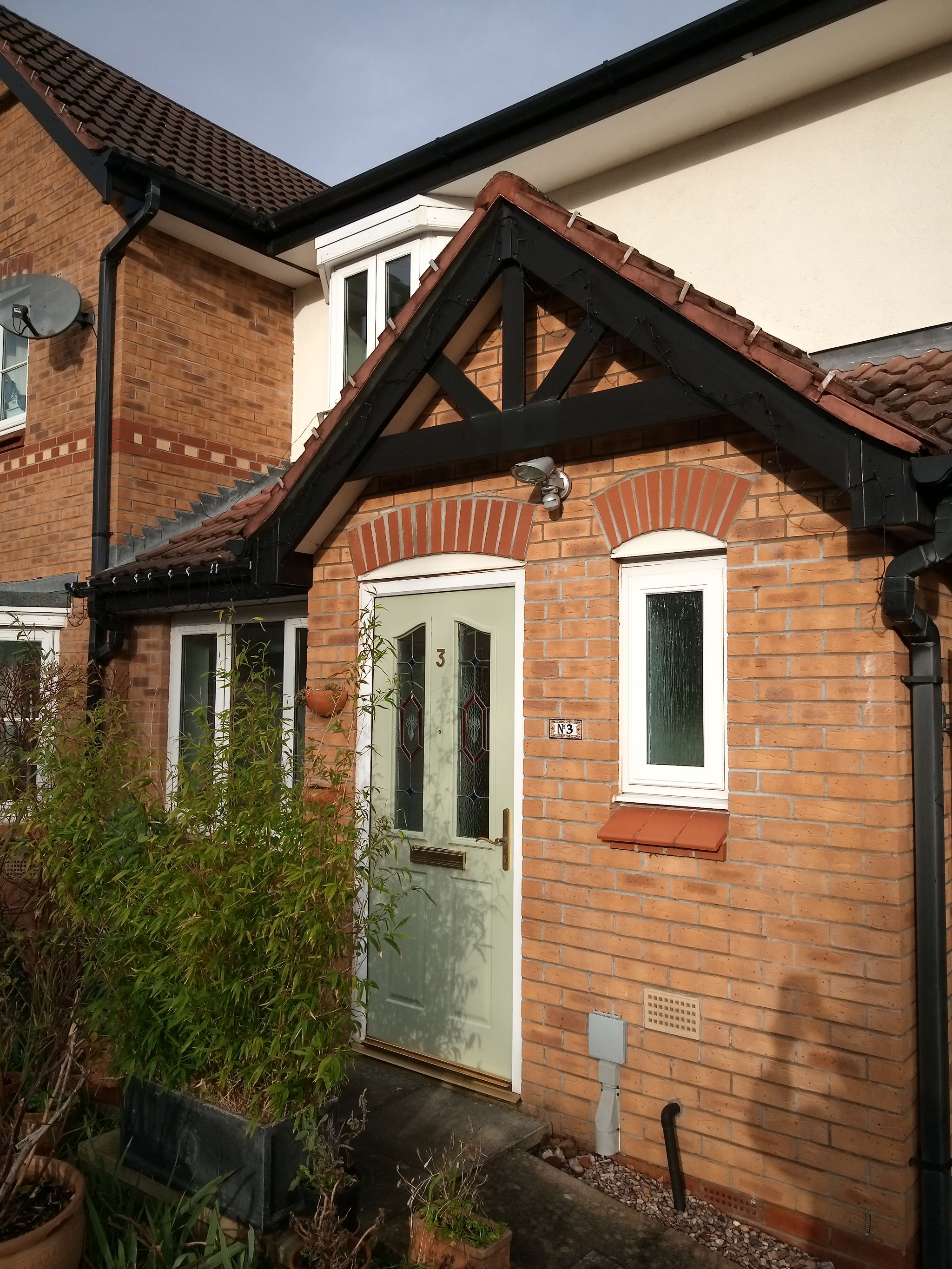 2 bedroom mews house For Sale in Manchester - Photograph 17.