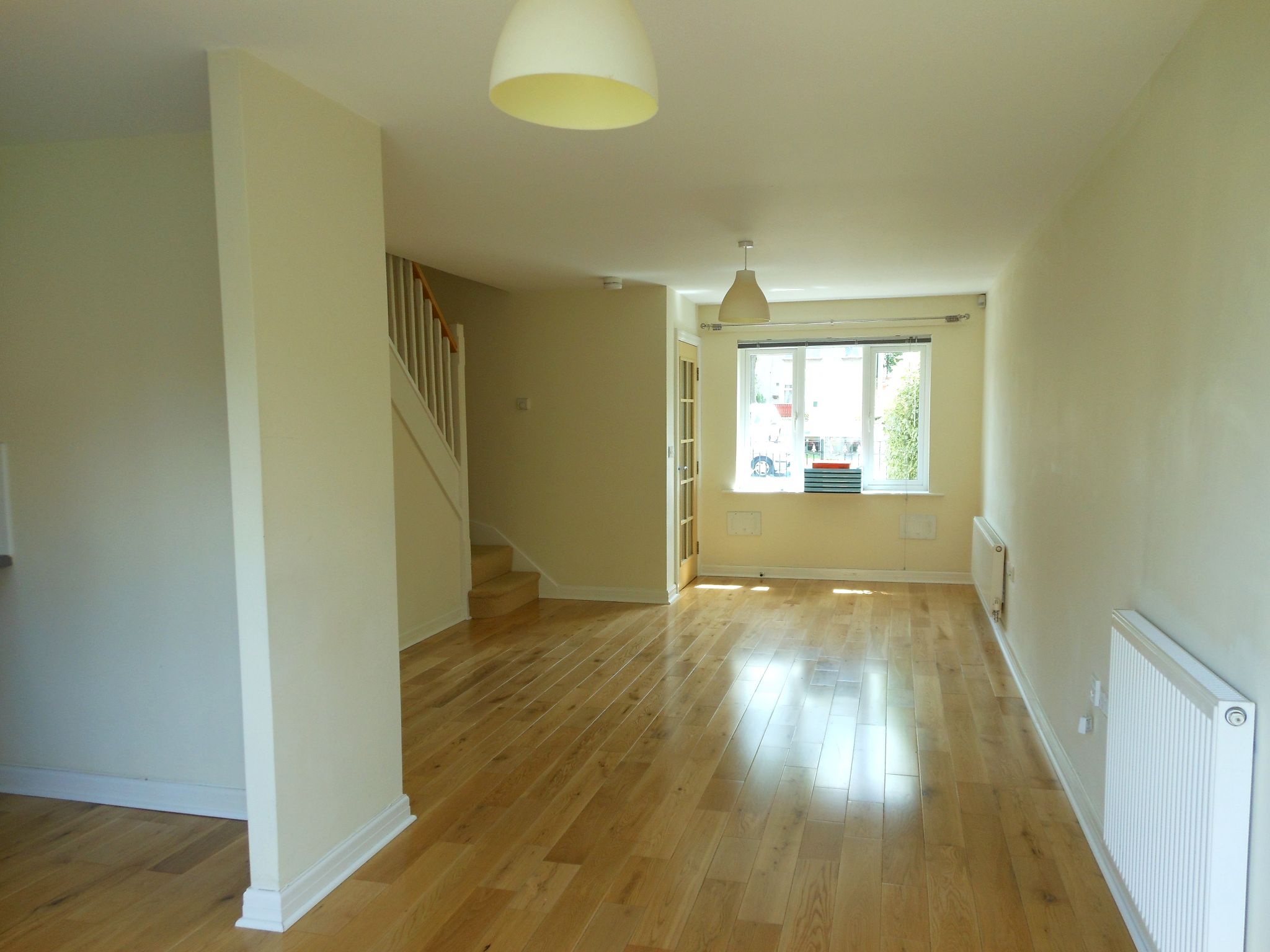 2 bedroom mews house For Sale in Manchester - Photograph 6.