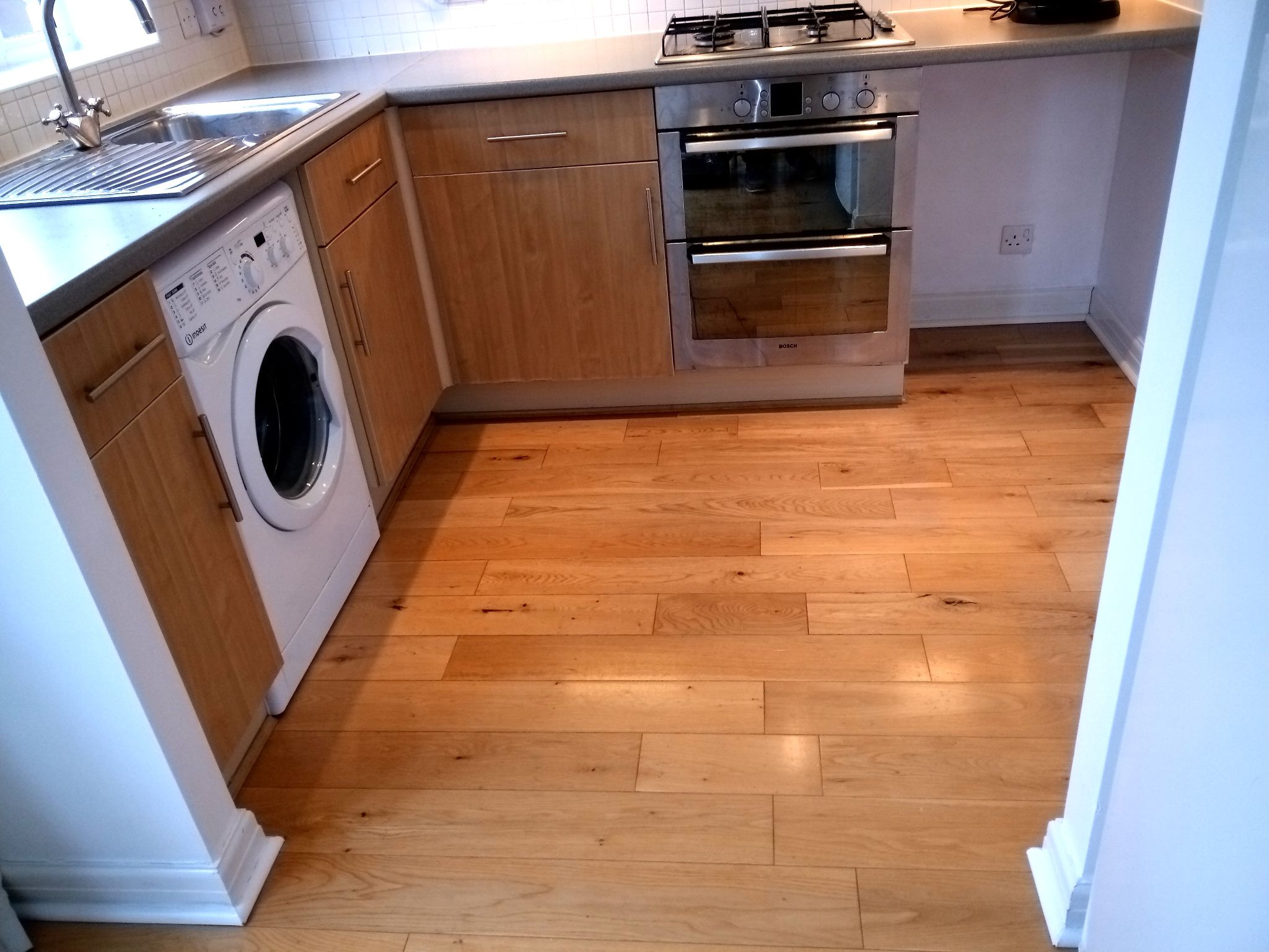 2 bedroom mews house For Sale in Manchester - Photograph 8.