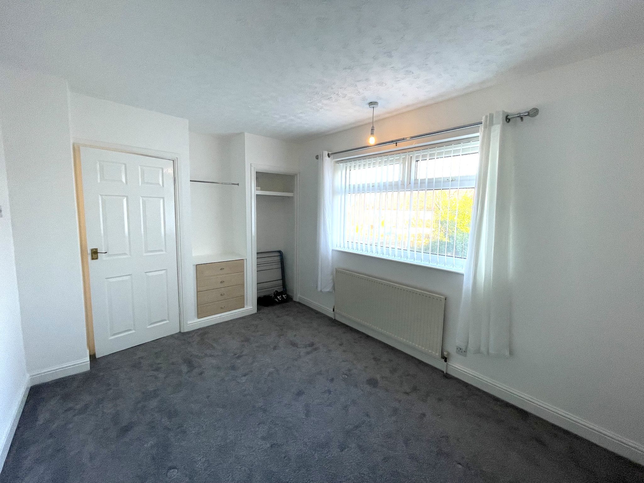 3 bedroom mid terraced house For Sale in Manchester - Photograph 18.
