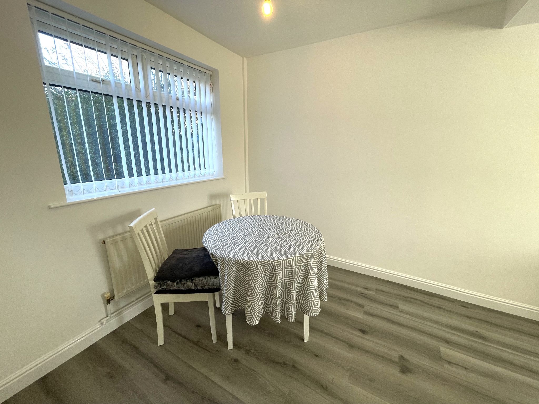 3 bedroom mid terraced house For Sale in Manchester - Photograph 6.