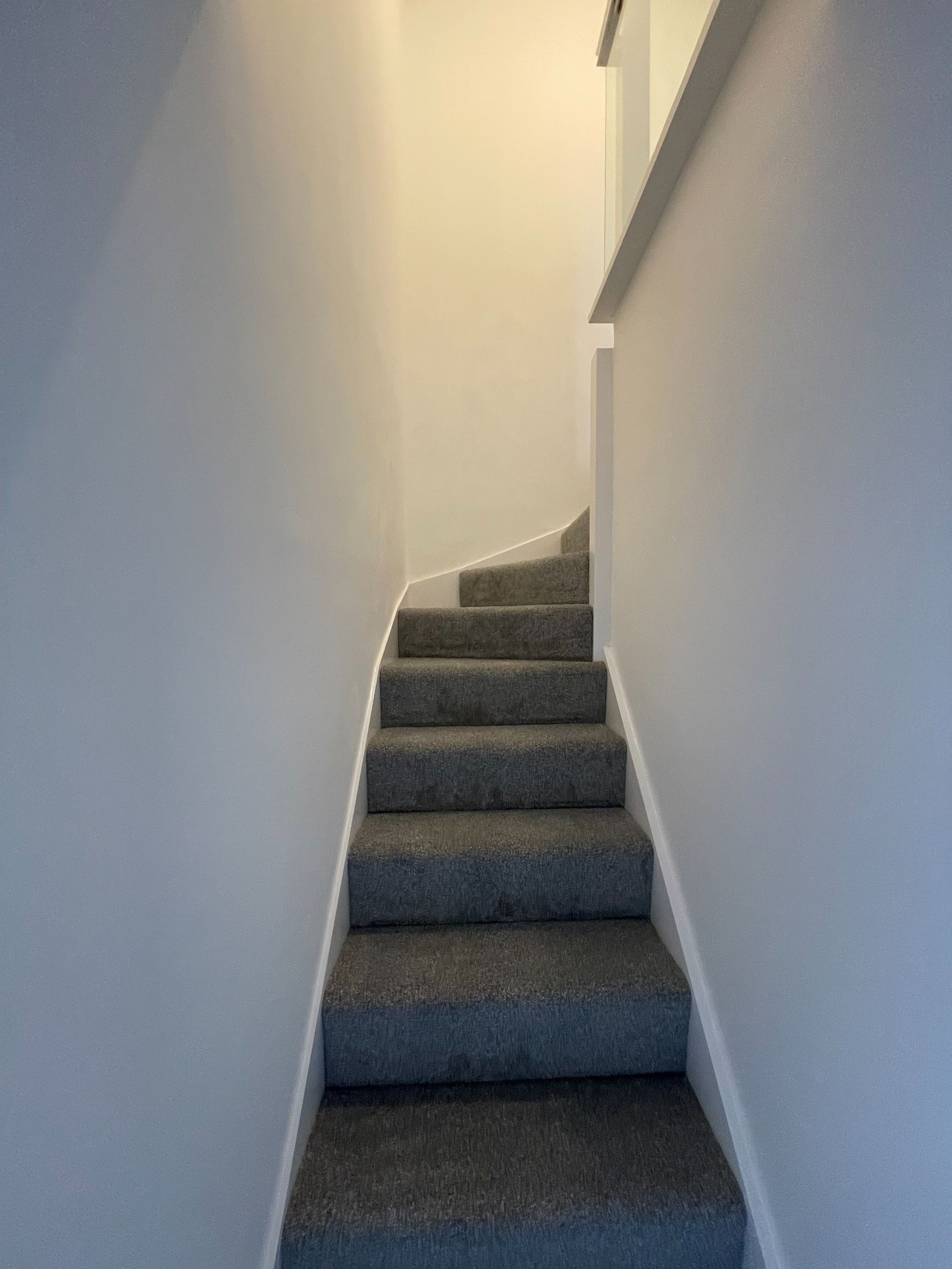 4 bedroom semi-detached house For Sale in Manchester - Photograph 1.