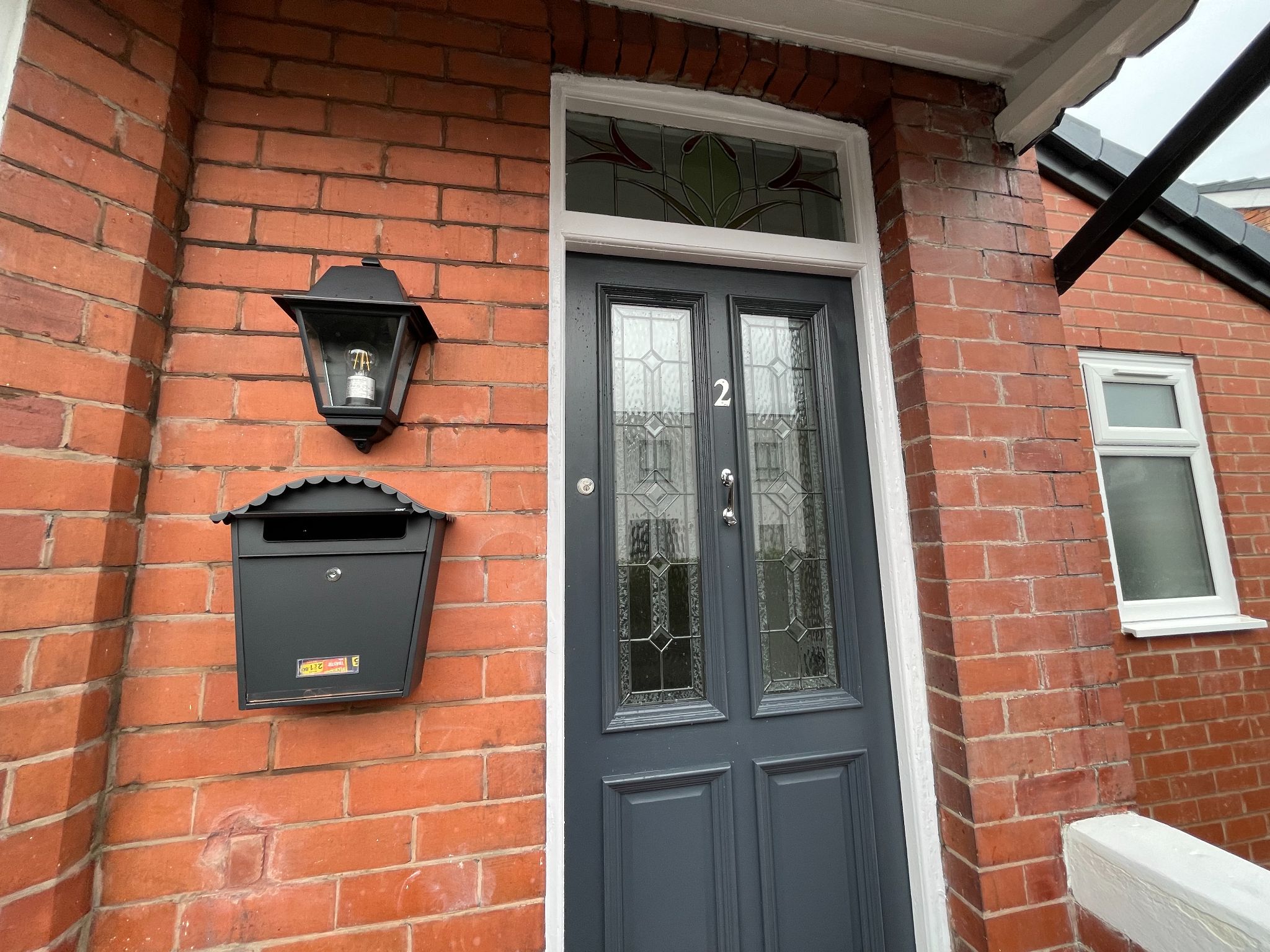 4 bedroom semi-detached house For Sale in Manchester - Property photograph.