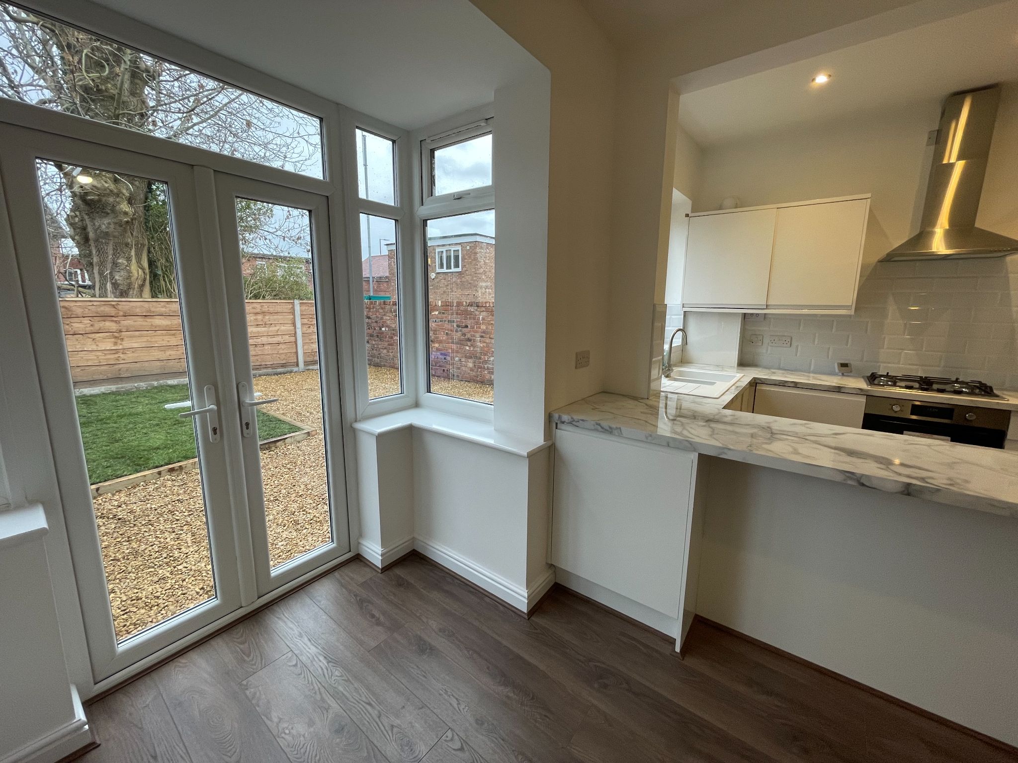 4 bedroom semi-detached house For Sale in Manchester - Photograph 23.
