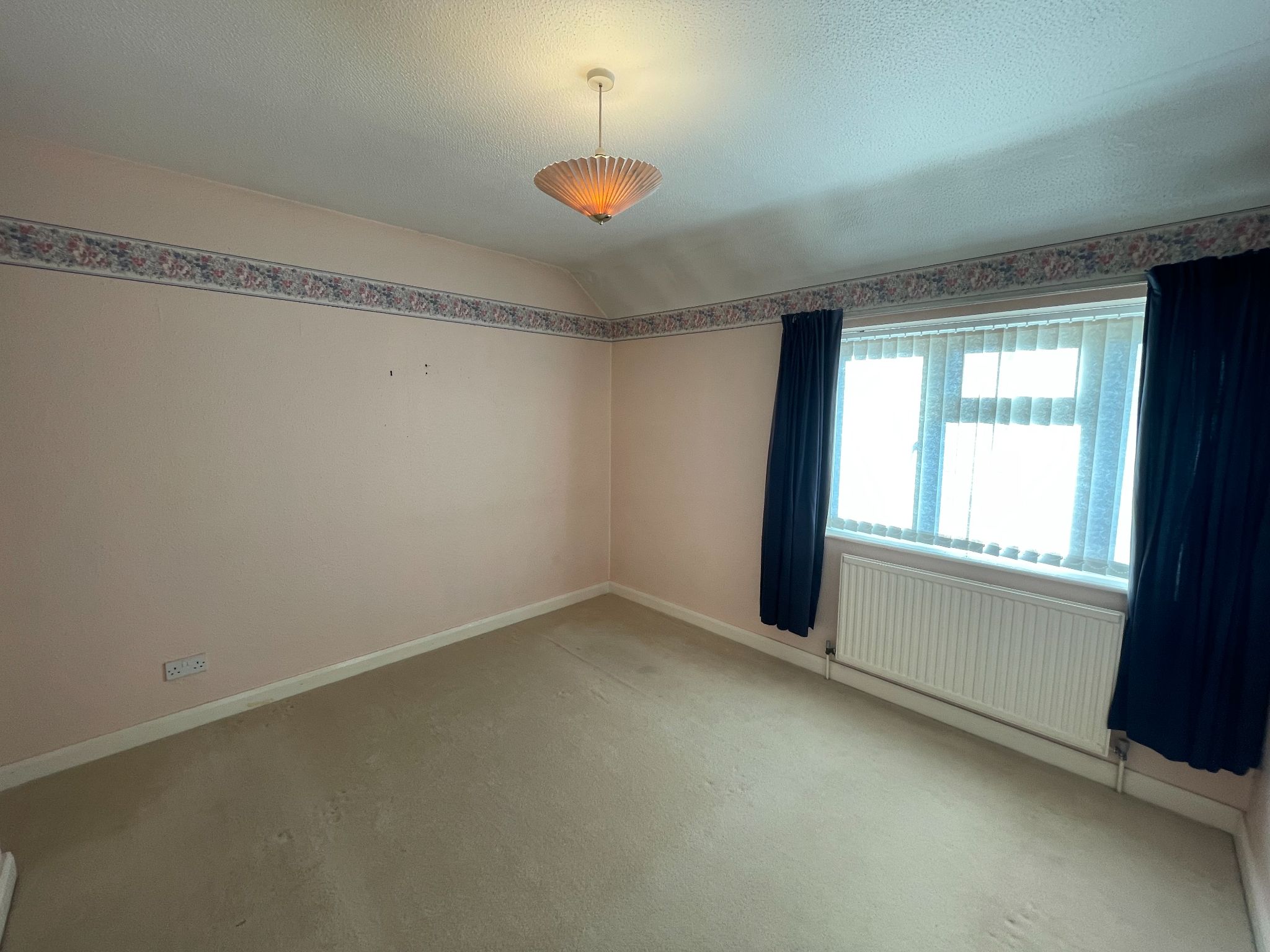 3 bedroom mid terraced house For Sale in Manchester - Photograph 8.
