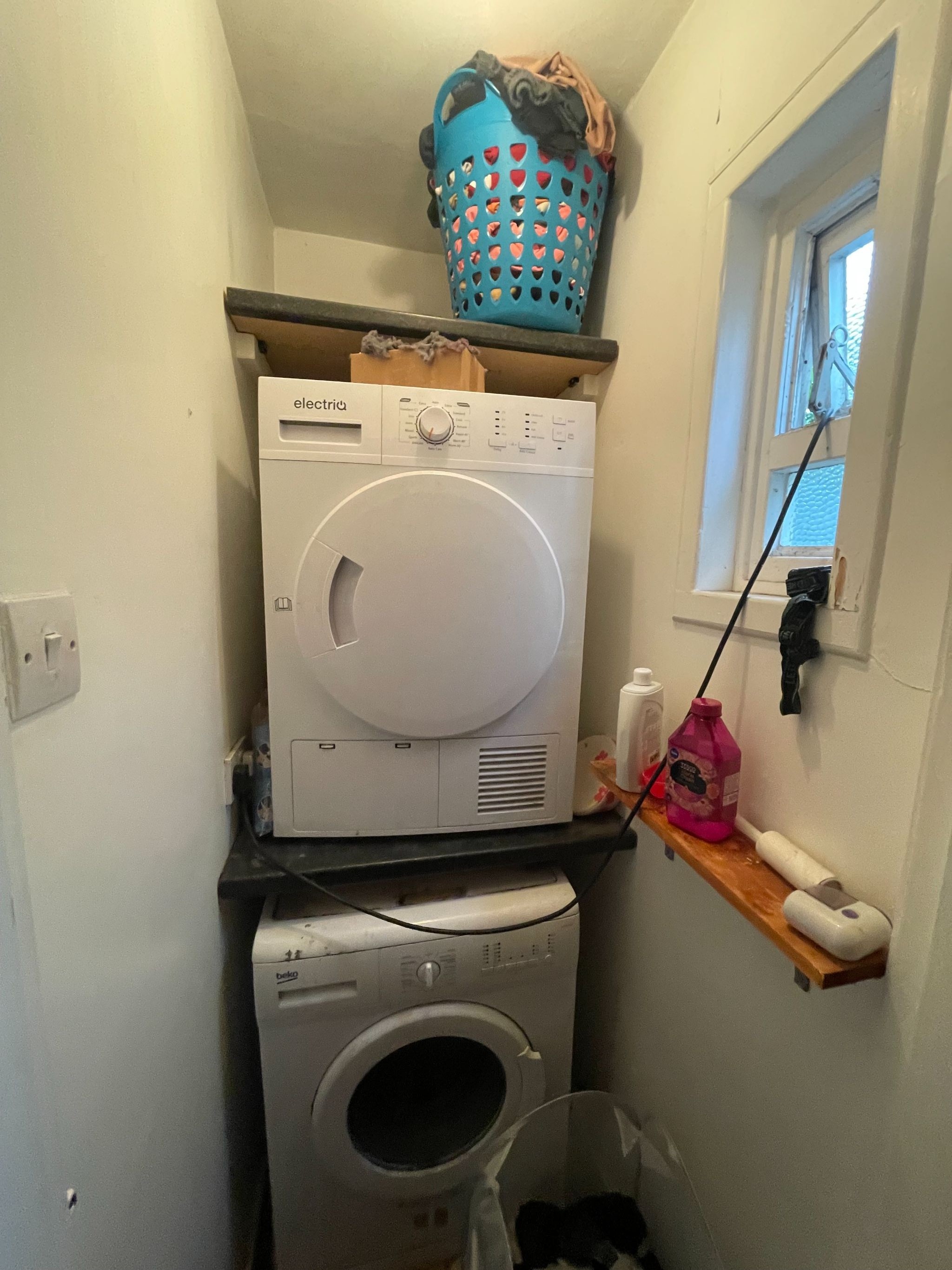 3 bedroom semi-detached house For Sale in Manchester - Photograph 17.