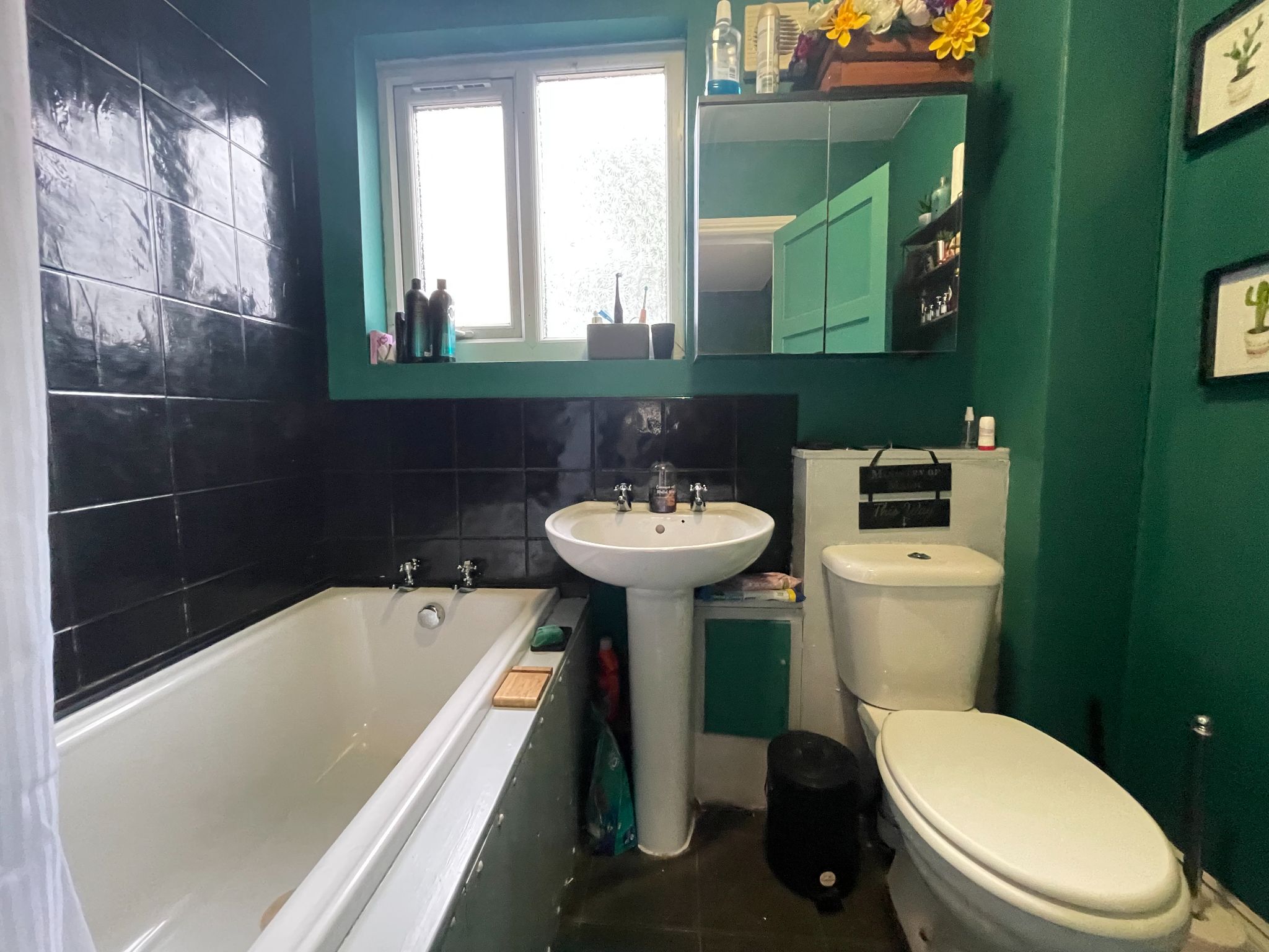 3 bedroom semi-detached house For Sale in Manchester - Photograph 15.
