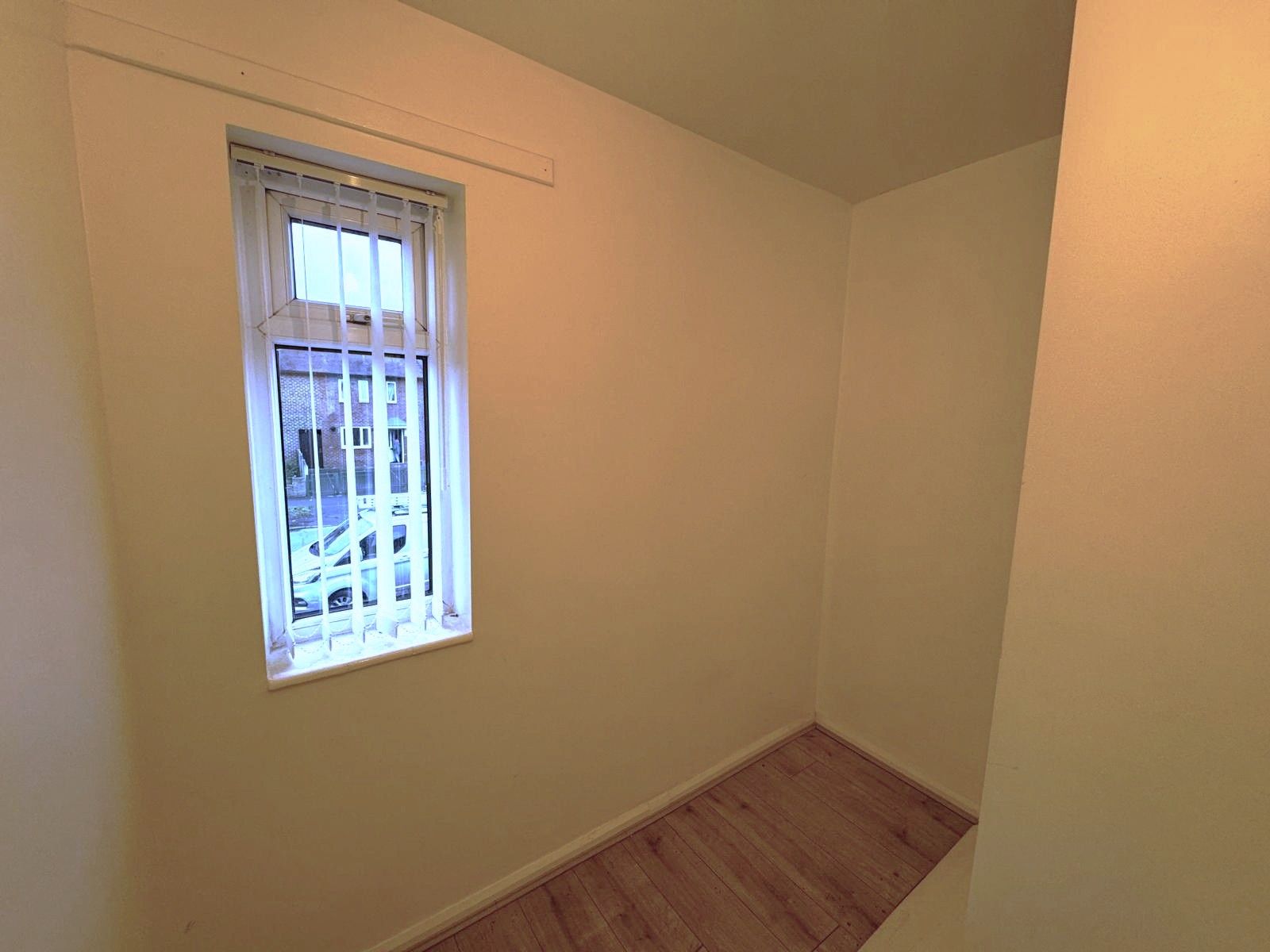 3 bedroom semi-detached house To Let in Manchester - Photograph 6.